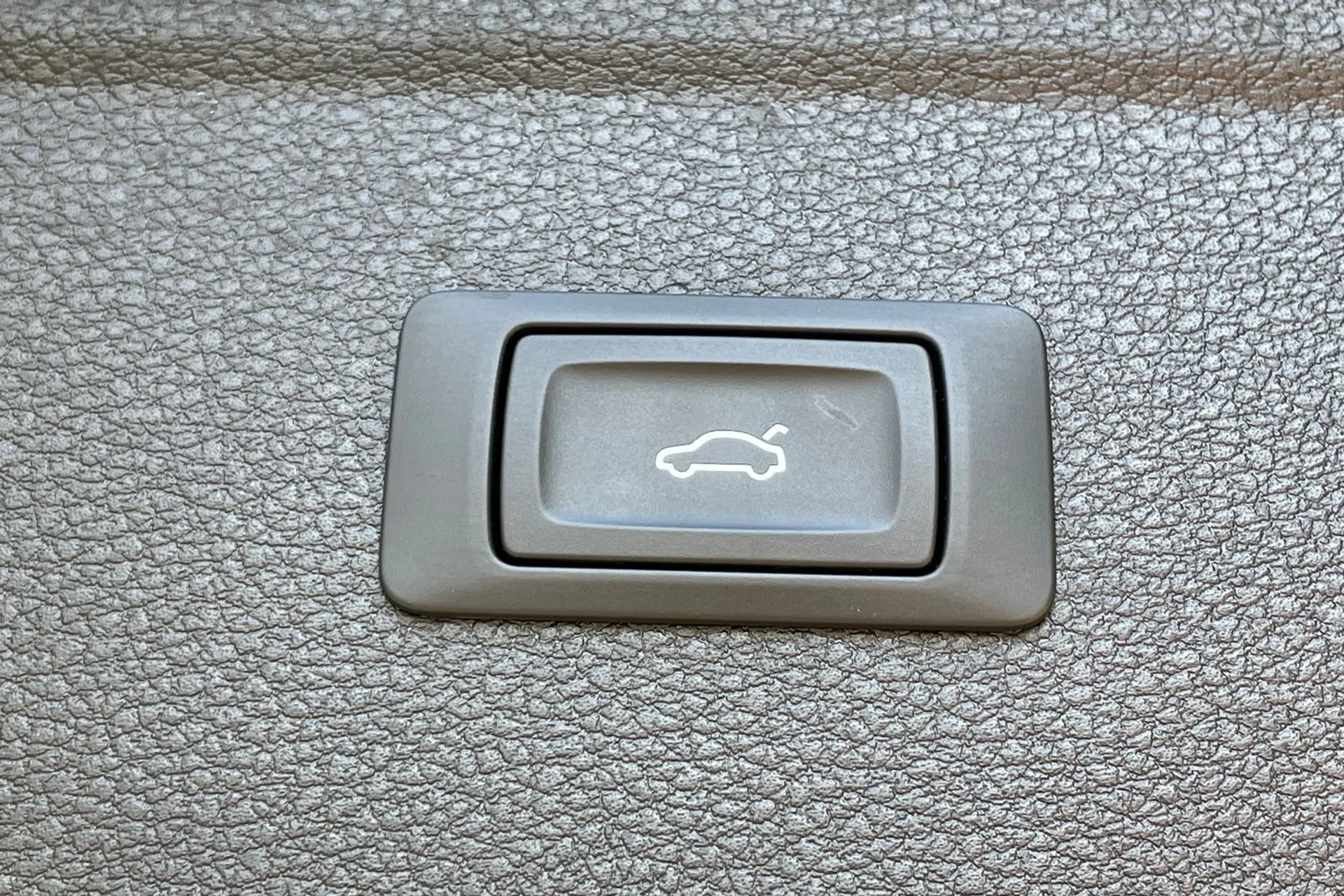 Audi Q5 thumbnail image number 18