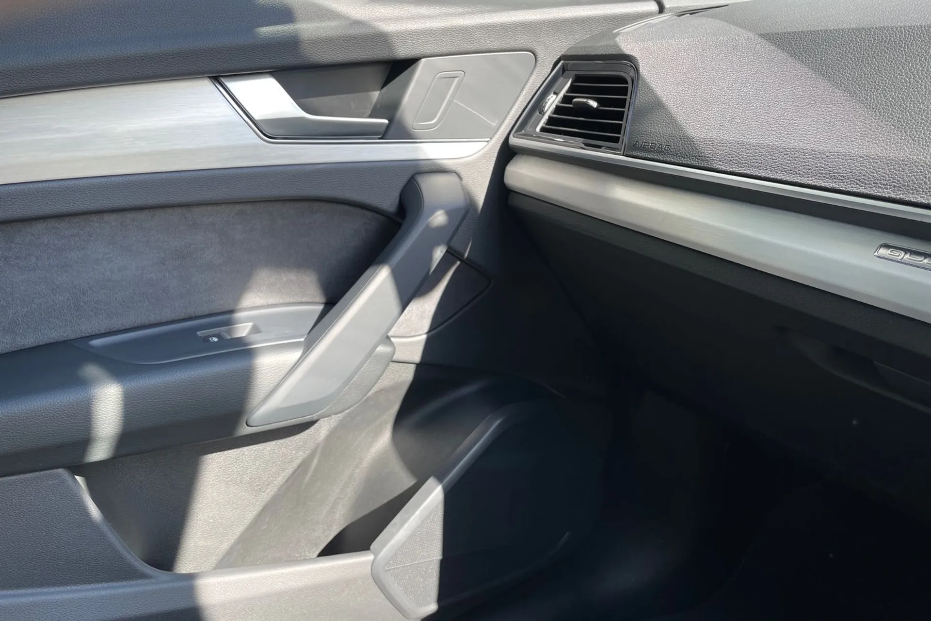Audi Q5 thumbnail image number 39