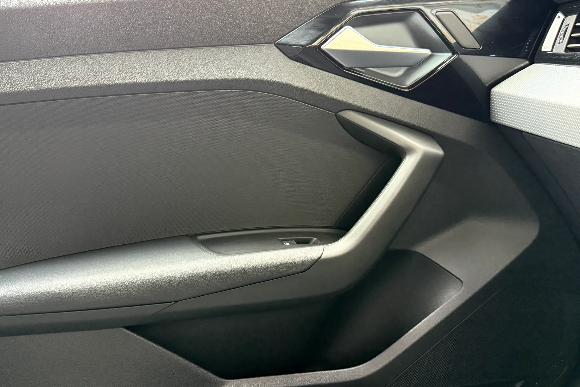 Audi A1 thumbnail image number 17