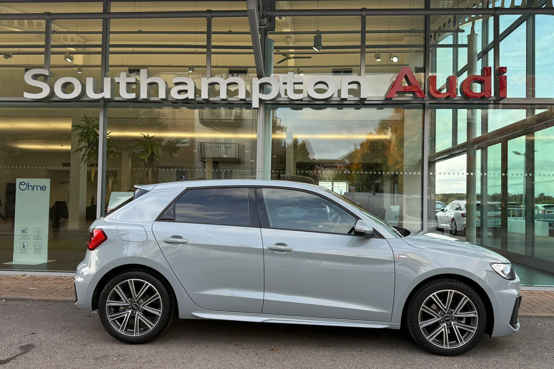 Audi A1 thumbnail image number 4