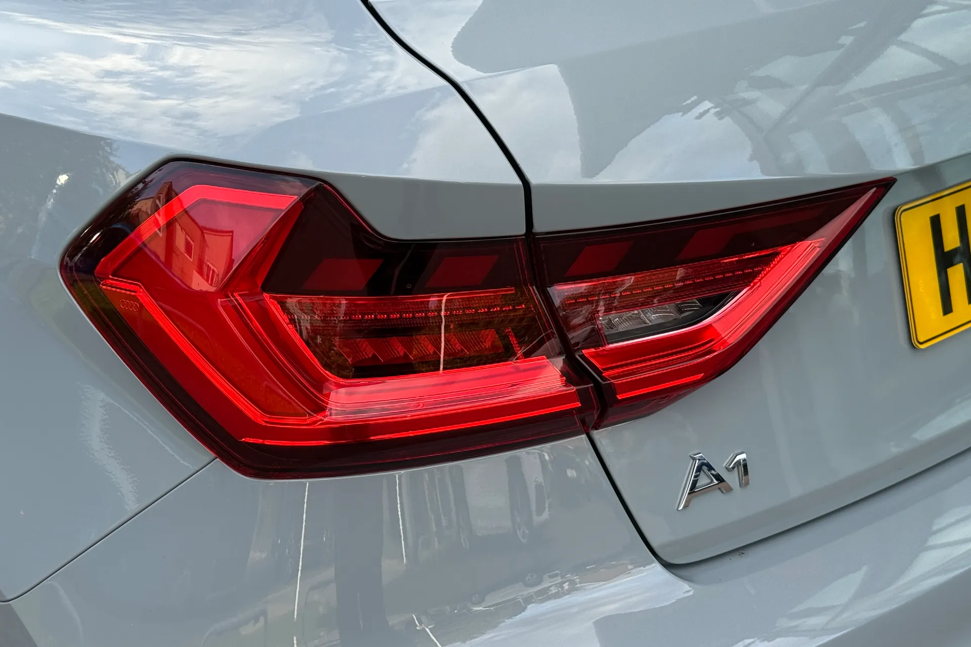 Audi A1 thumbnail image number 39