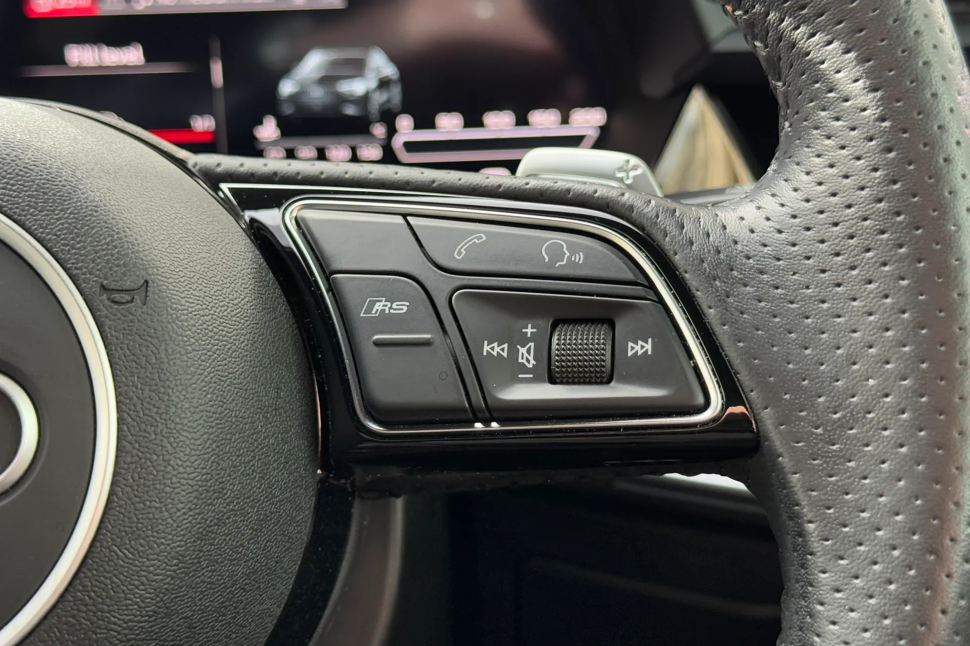 Audi RS3 thumbnail image number 12