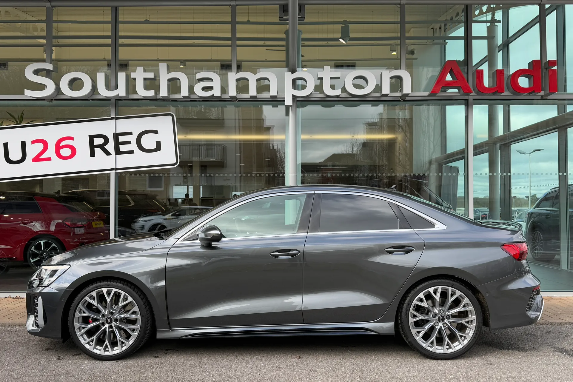 Audi RS3 thumbnail image number 43