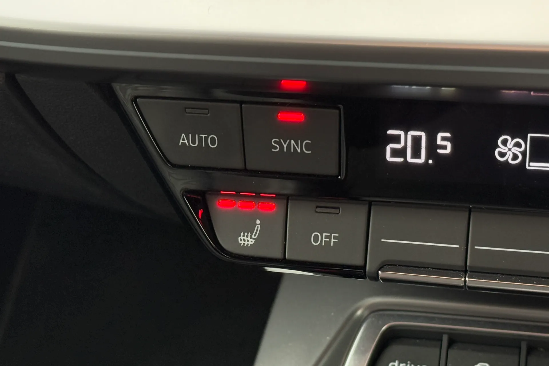 Audi RS3 thumbnail image number 6