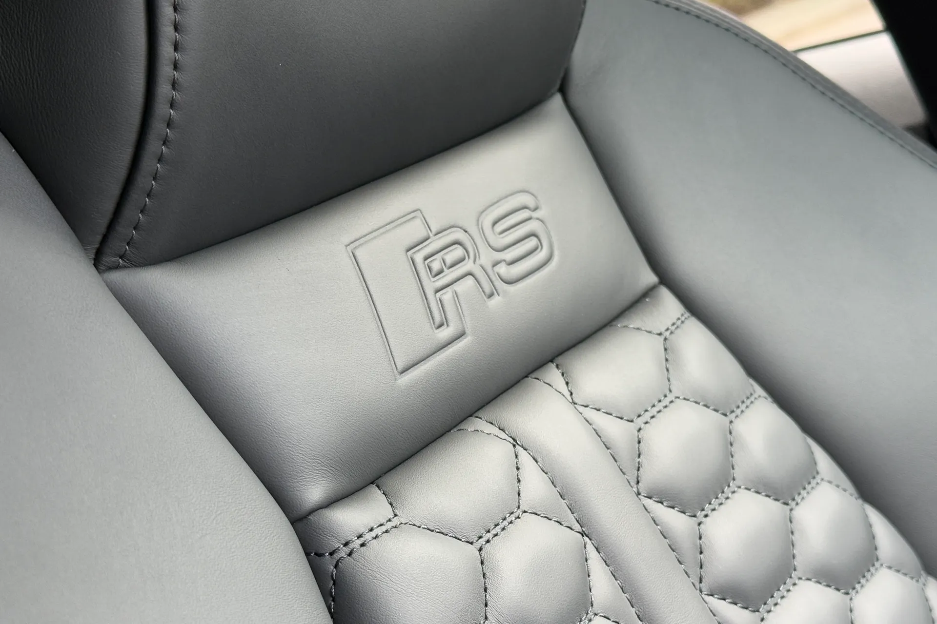 Audi RS3 thumbnail image number 26