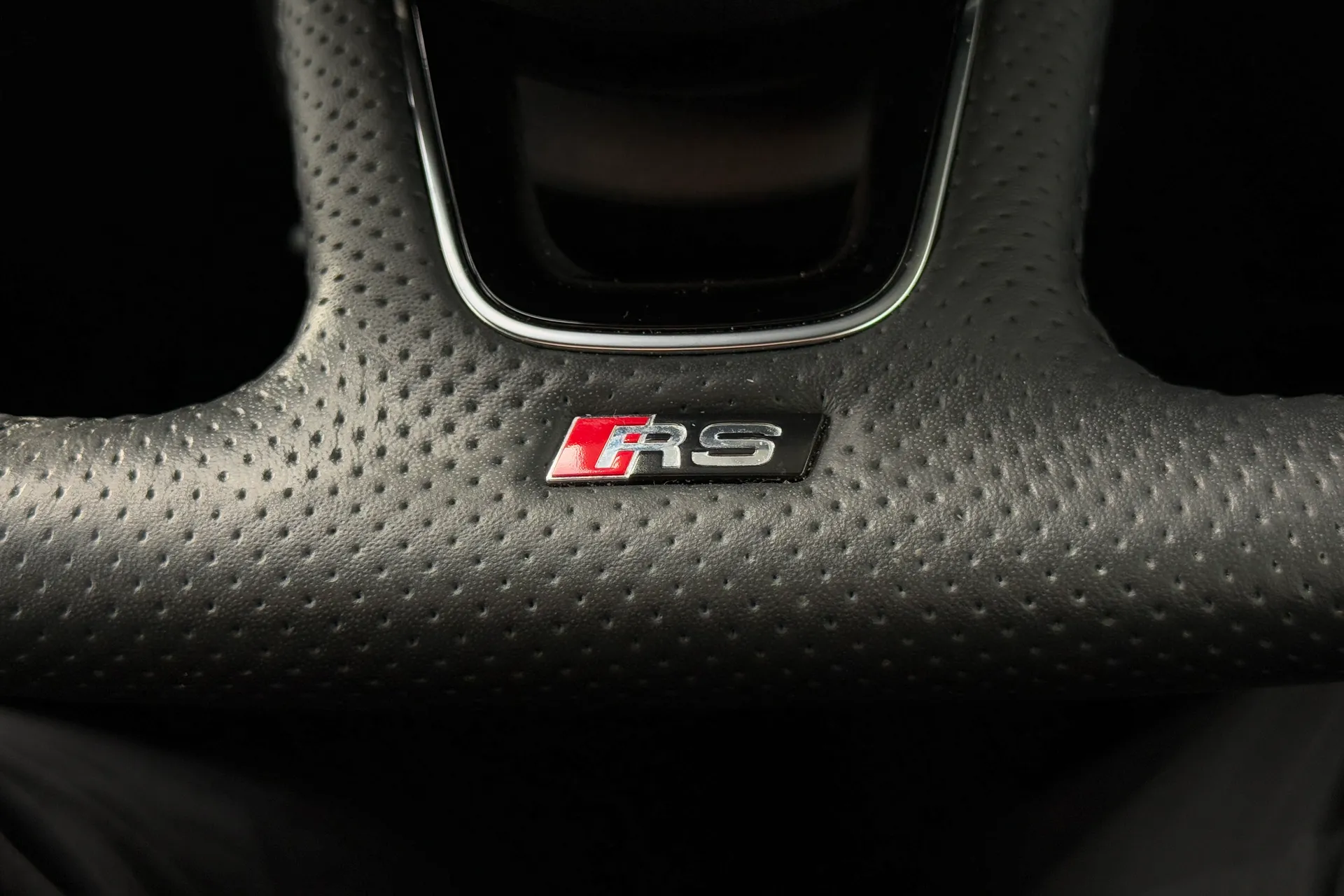 Audi RS3 thumbnail image number 13