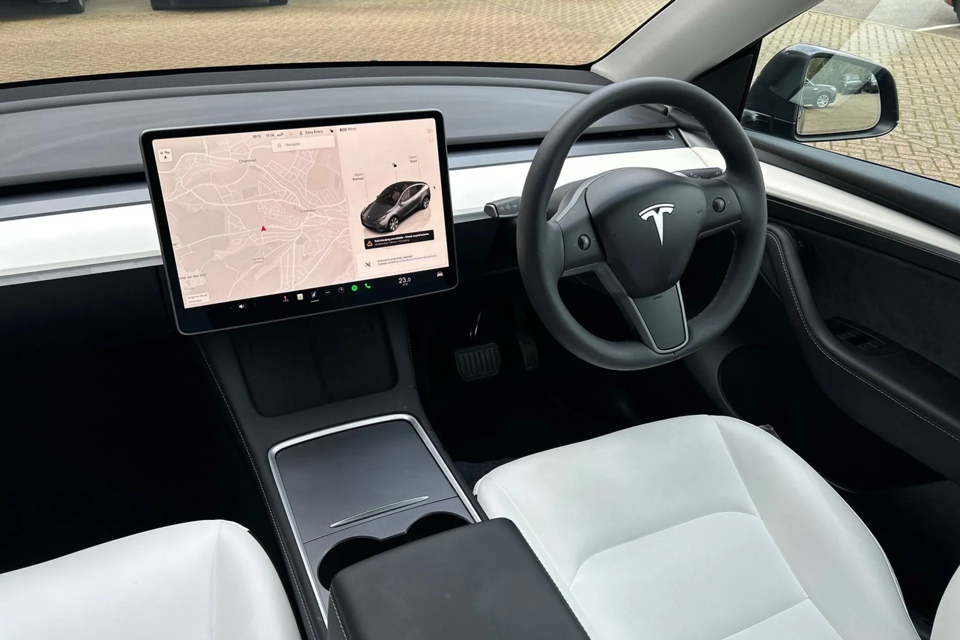 TESLA MODEL Y thumbnail image number 28