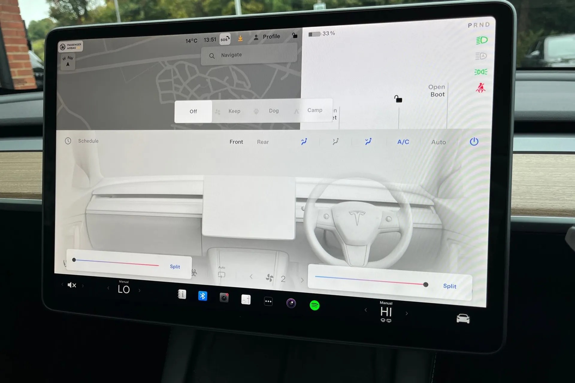 TESLA MODEL Y thumbnail image number 32