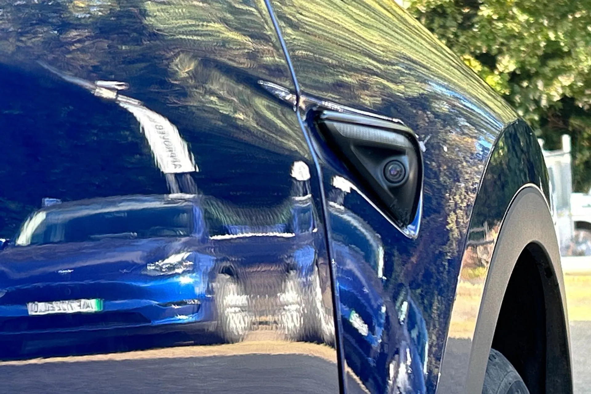 TESLA MODEL Y thumbnail image number 51