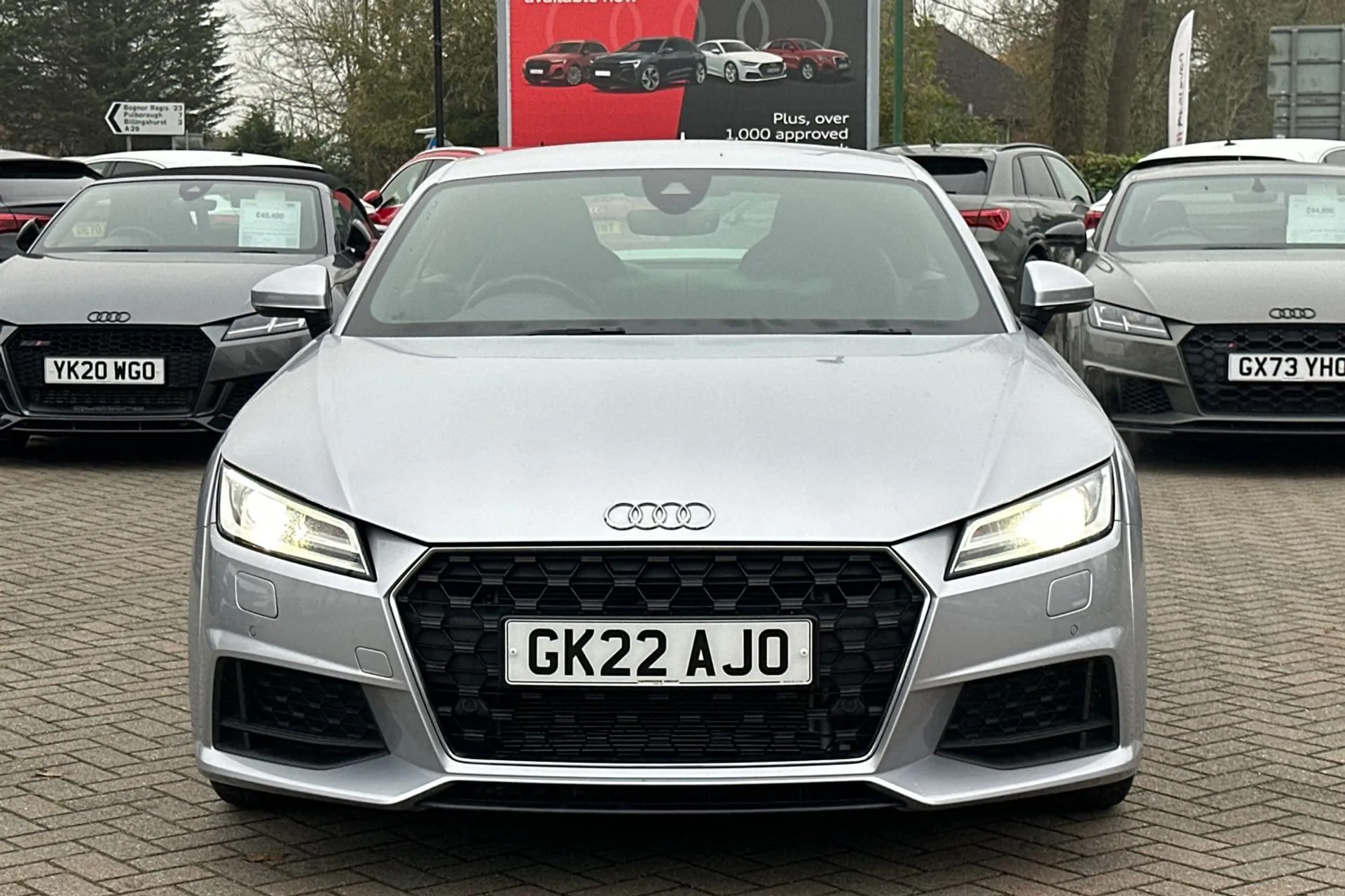 Audi TT thumbnail image number 17