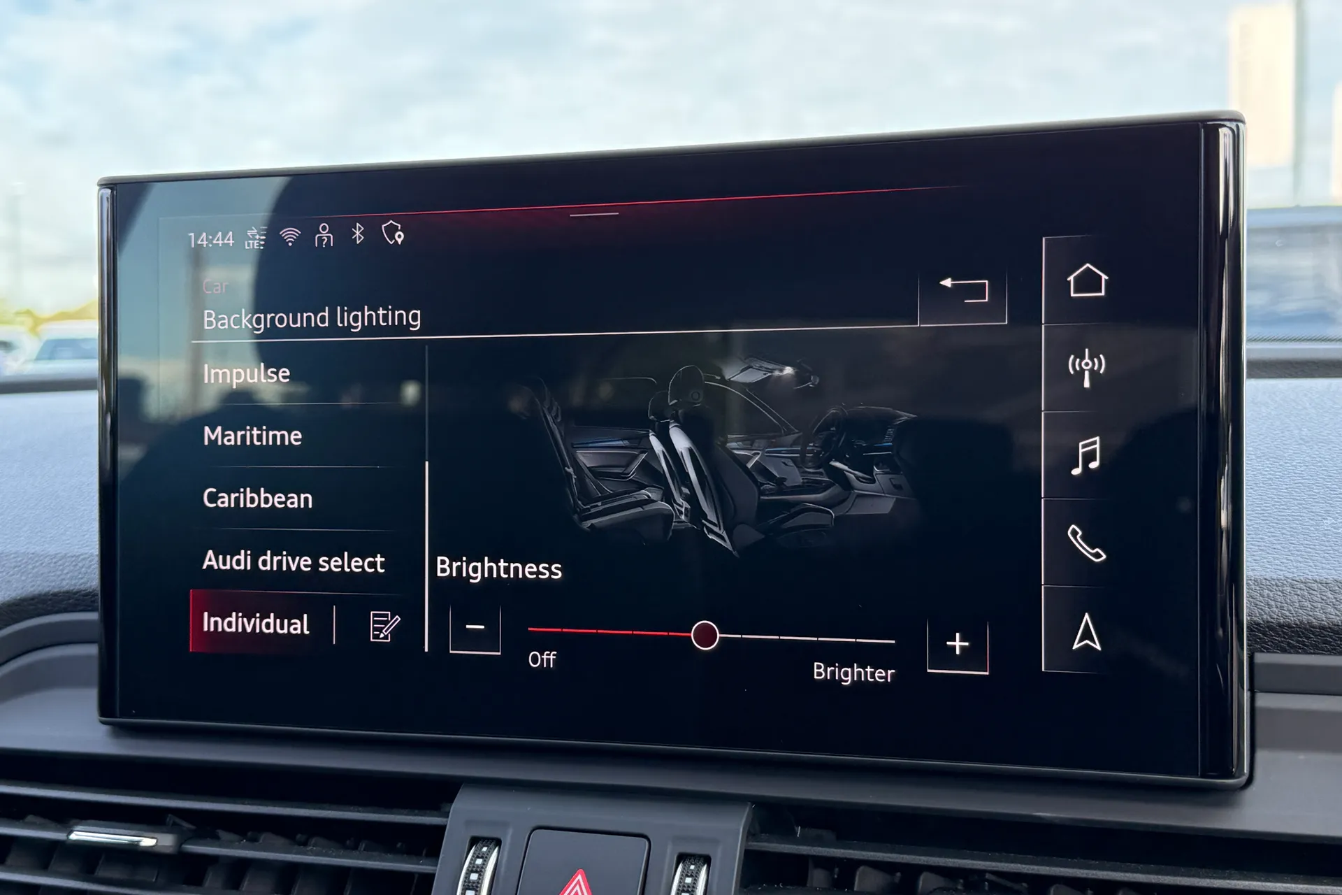 Audi Q5 thumbnail image number 14