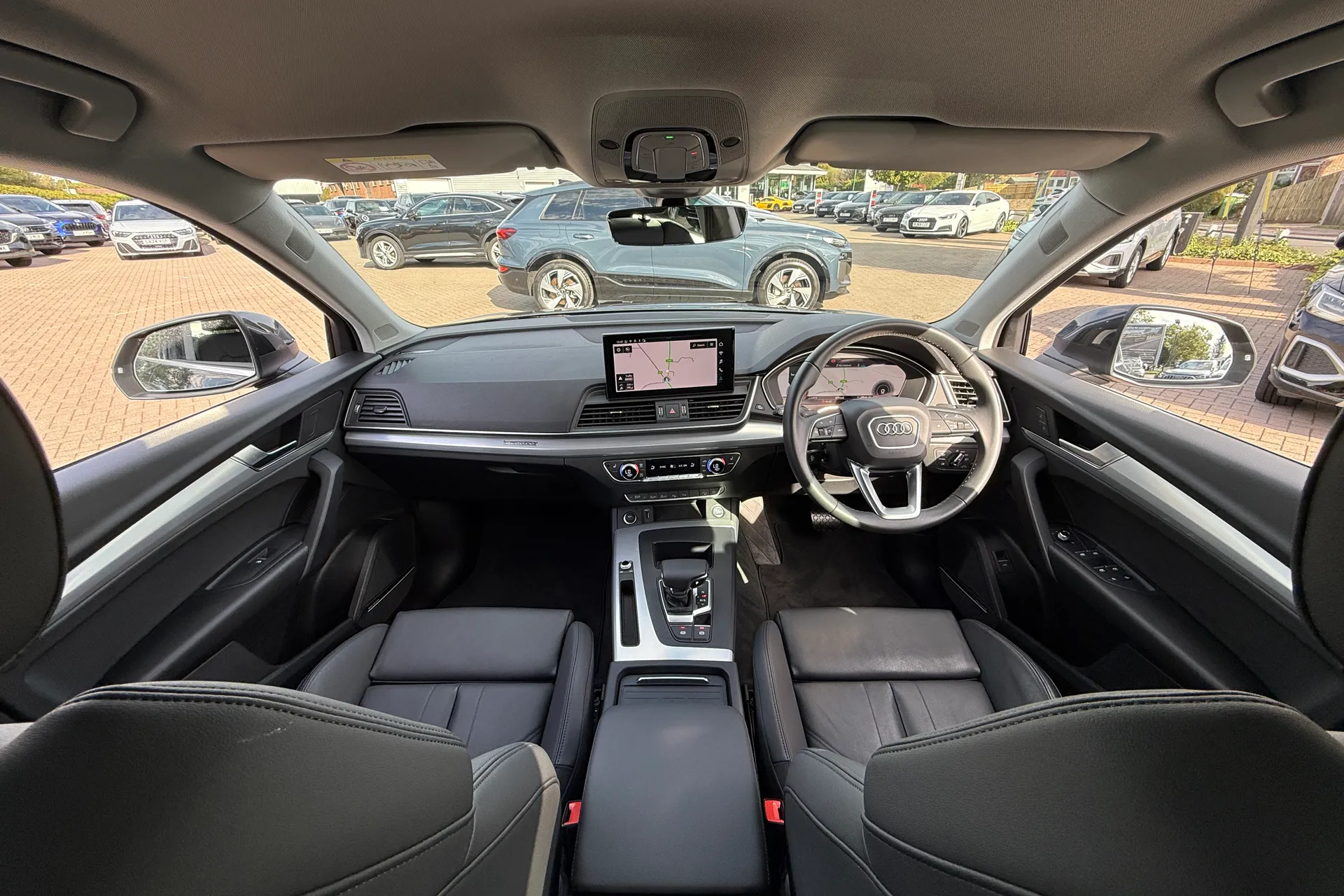 Audi Q5 thumbnail image number 3