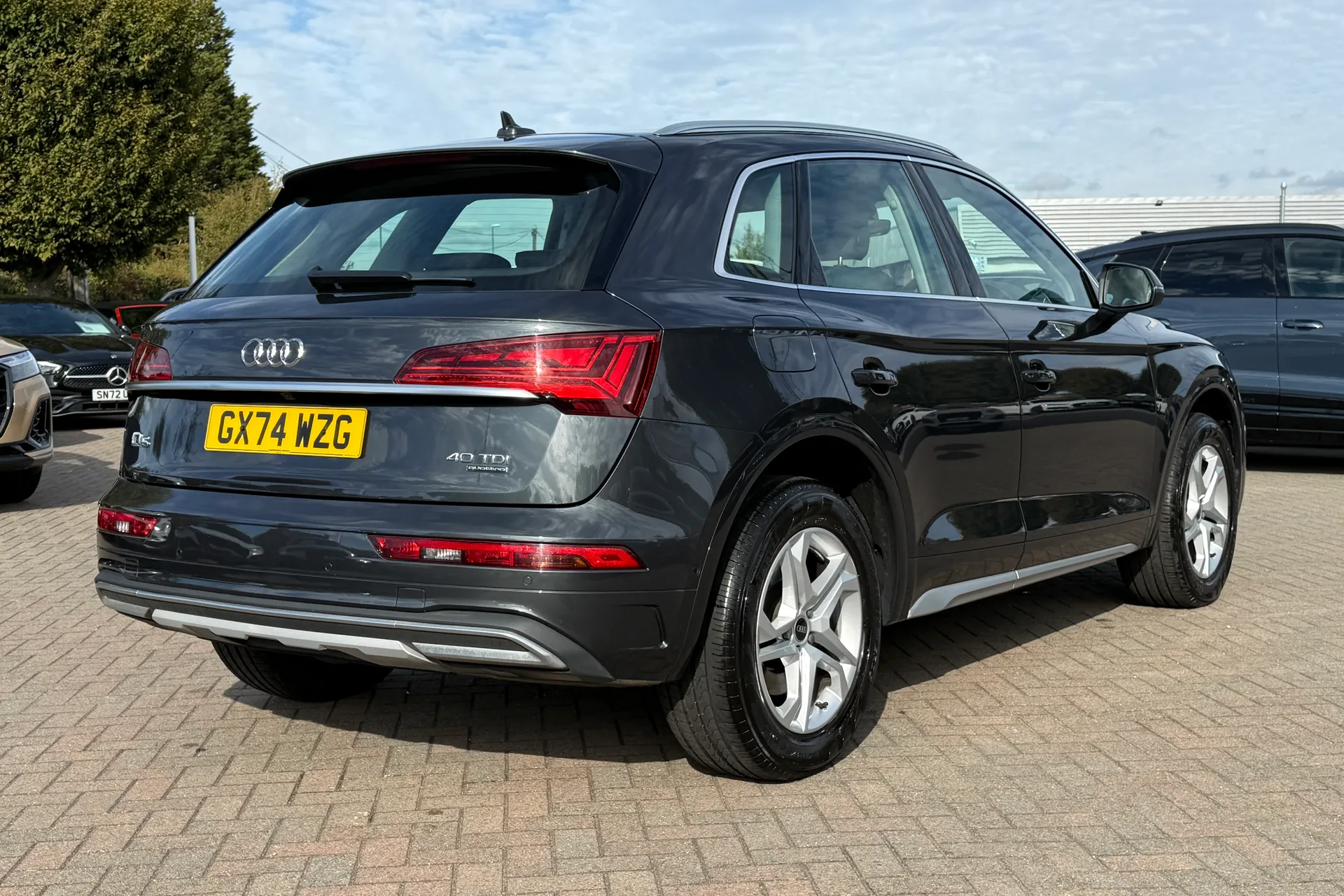 Audi Q5 thumbnail image number 35