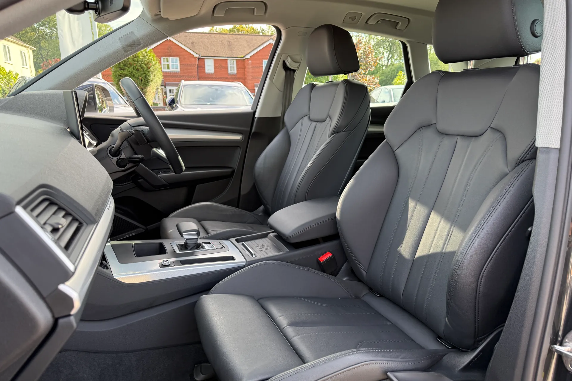 Audi Q5 thumbnail image number 33