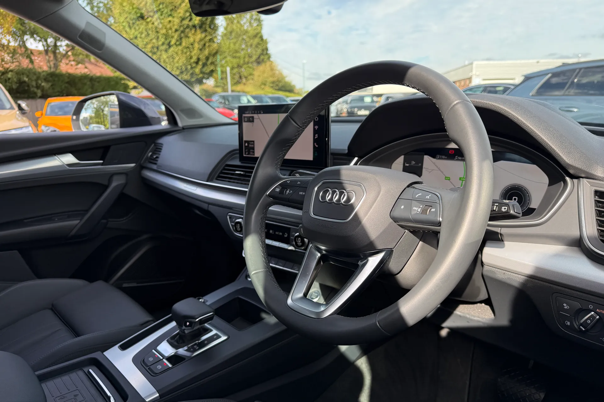 Audi Q5 thumbnail image number 31