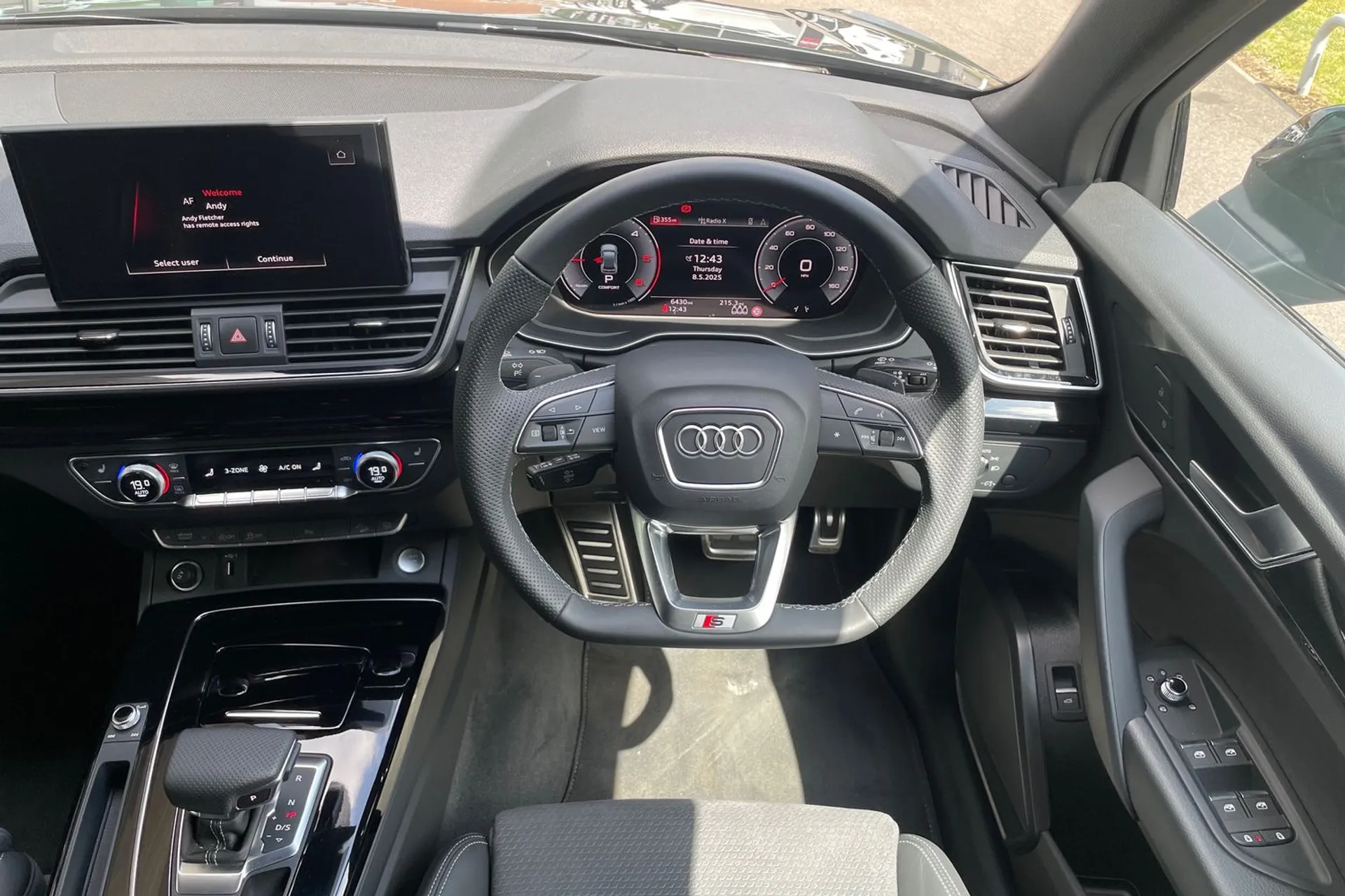 Audi Q5 thumbnail image number 33