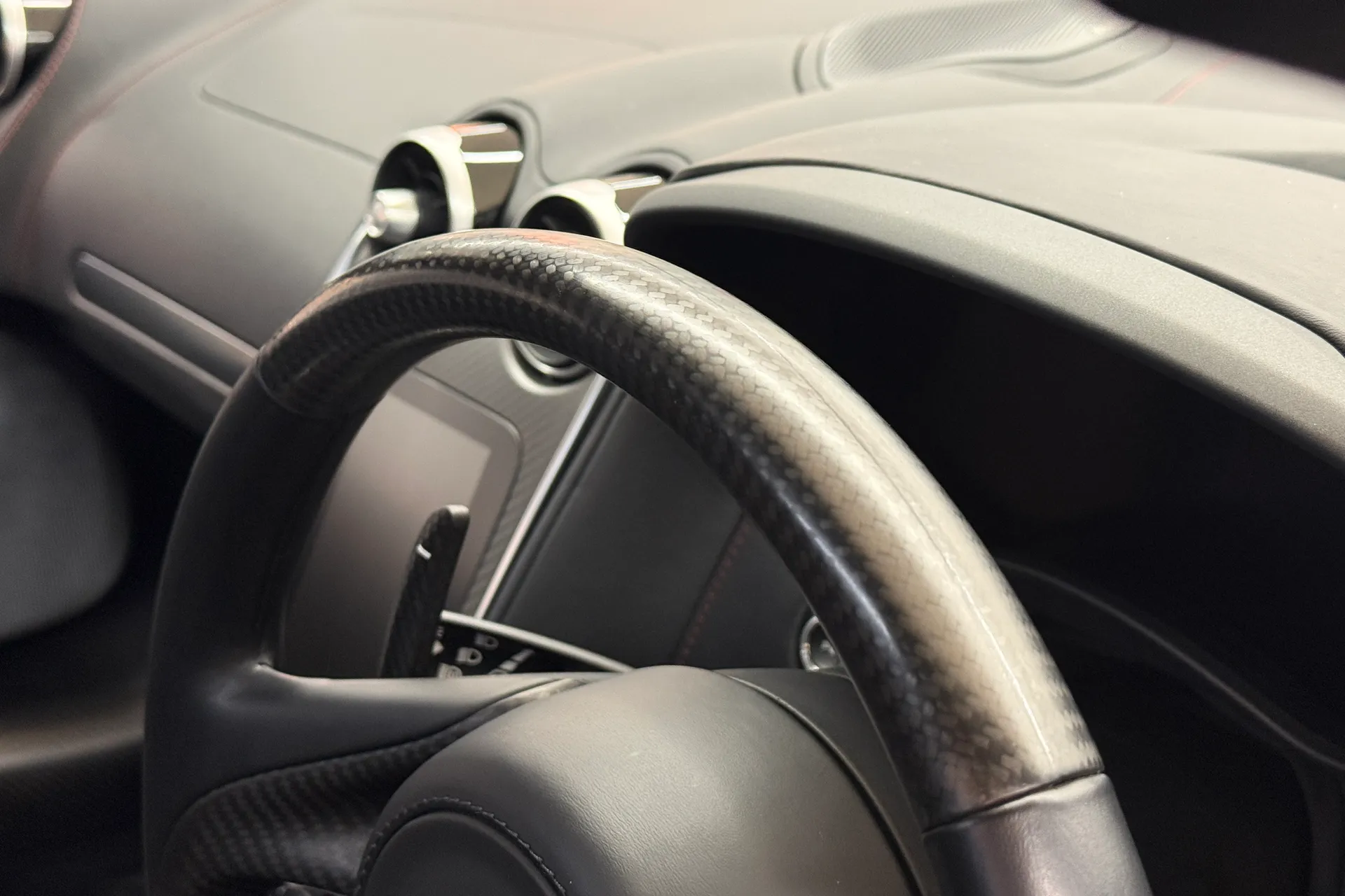 McLaren GT thumbnail image number 13