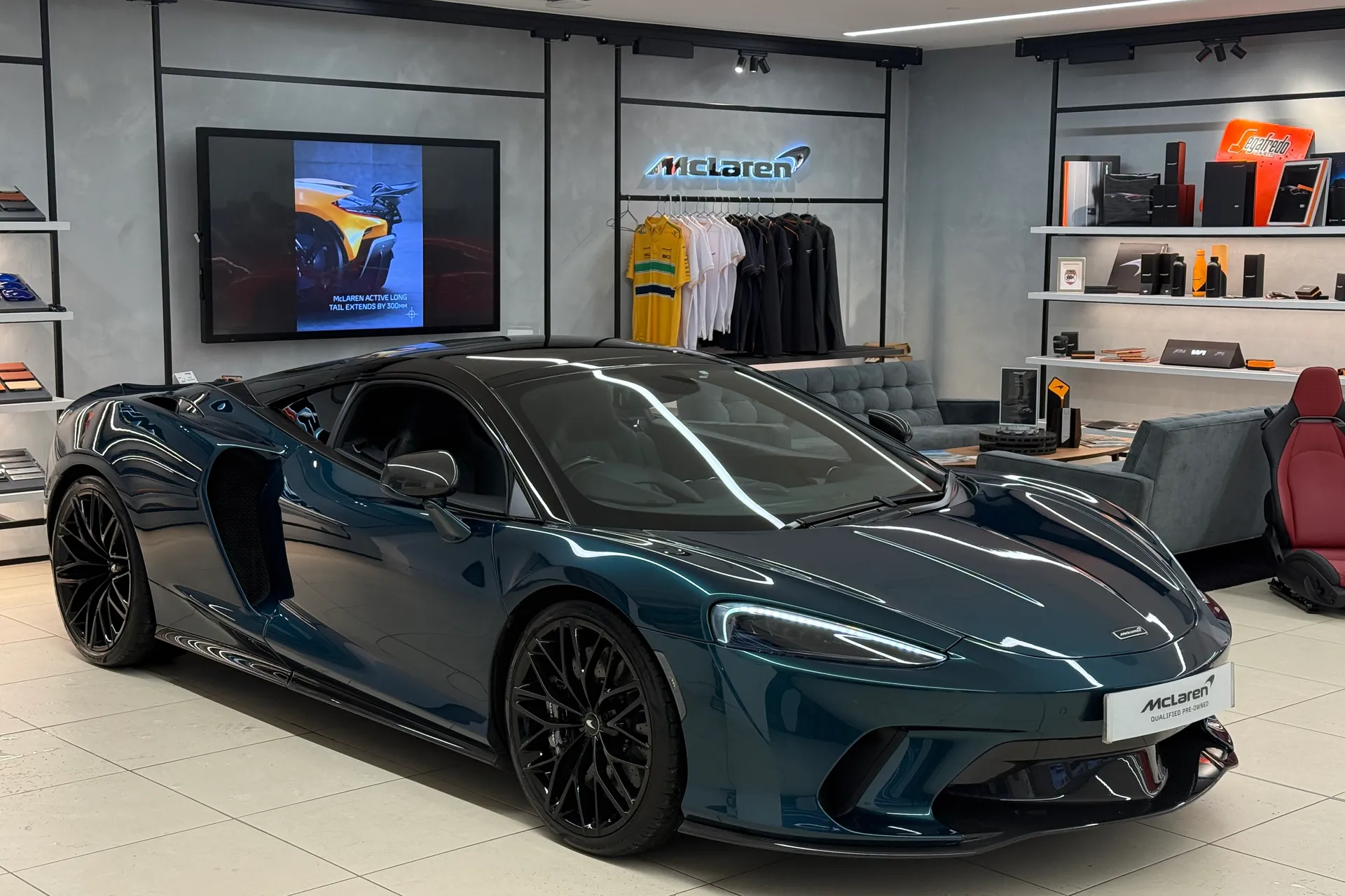 McLaren GT thumbnail image number 40