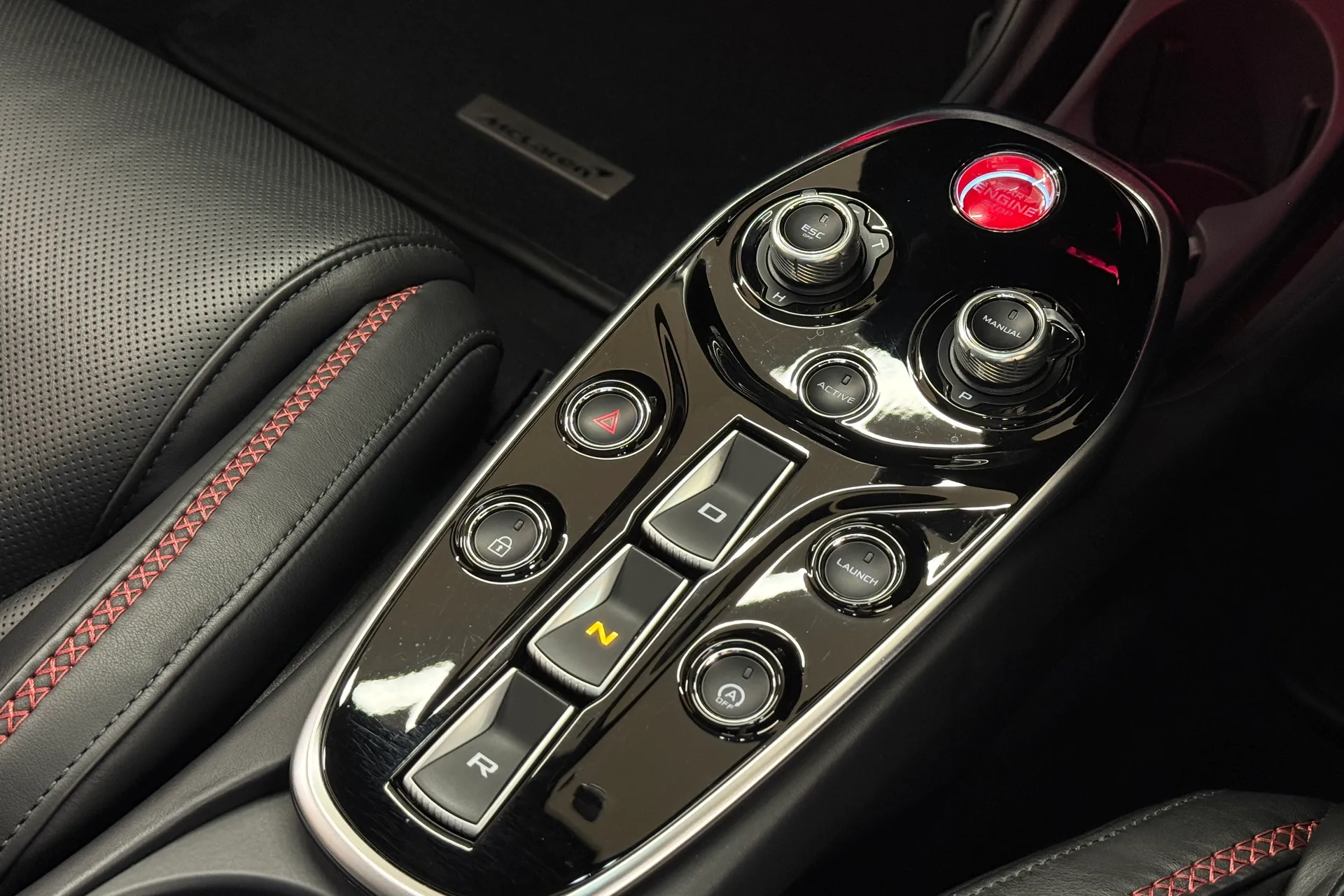 McLaren GT thumbnail image number 17