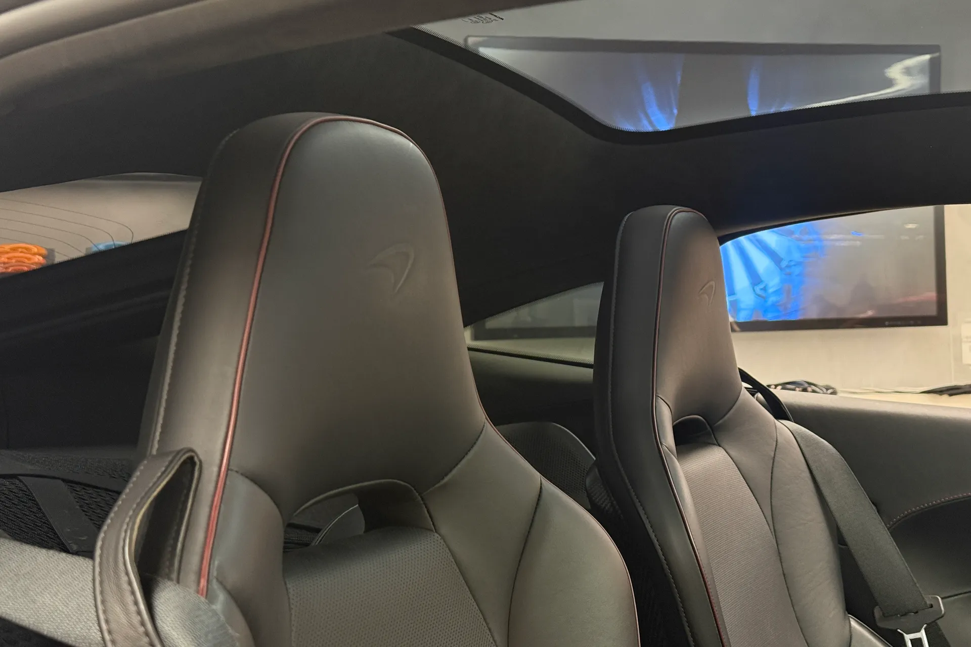 McLaren GT thumbnail image number 15