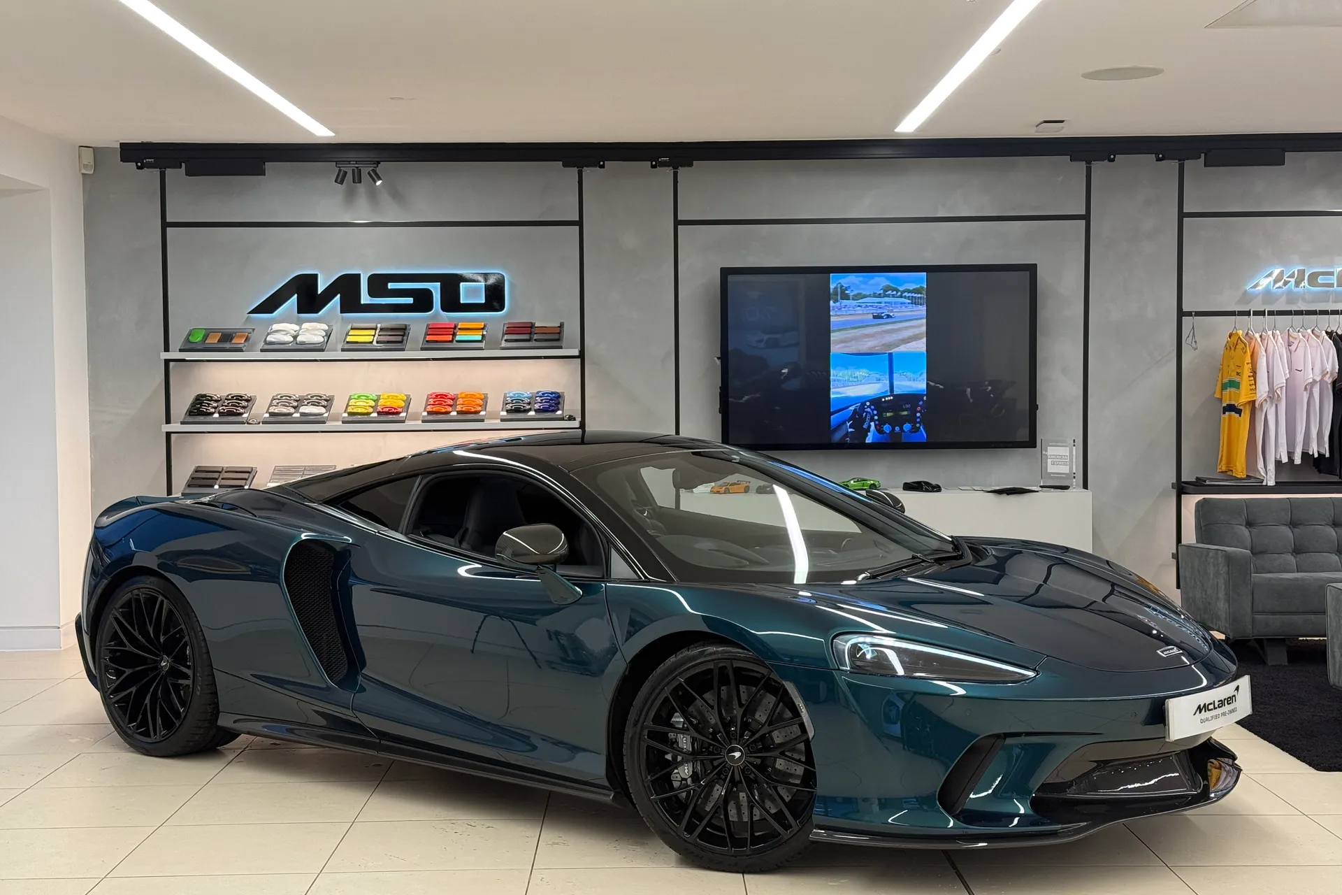 McLaren GT focused image