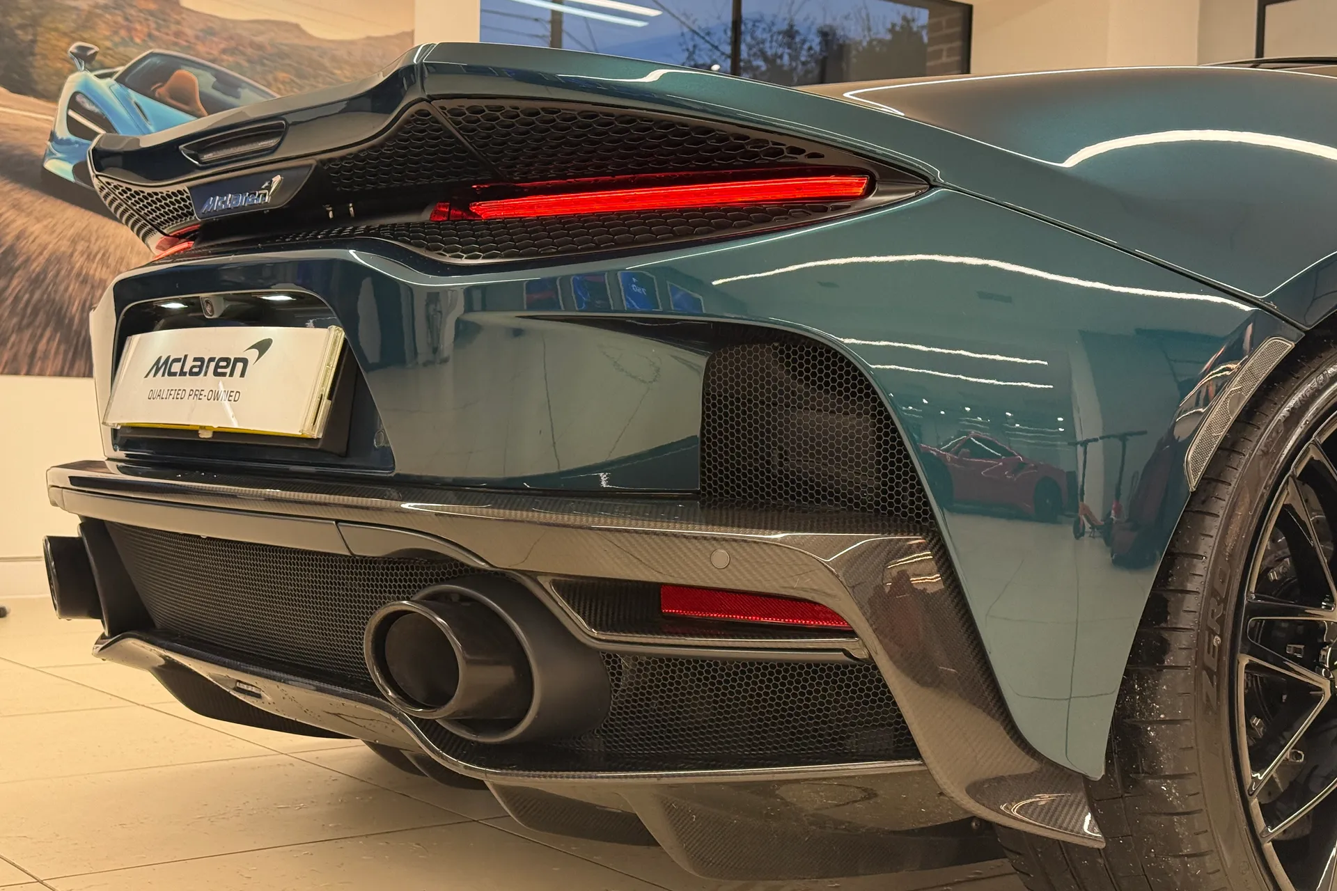 McLaren GT thumbnail image number 16