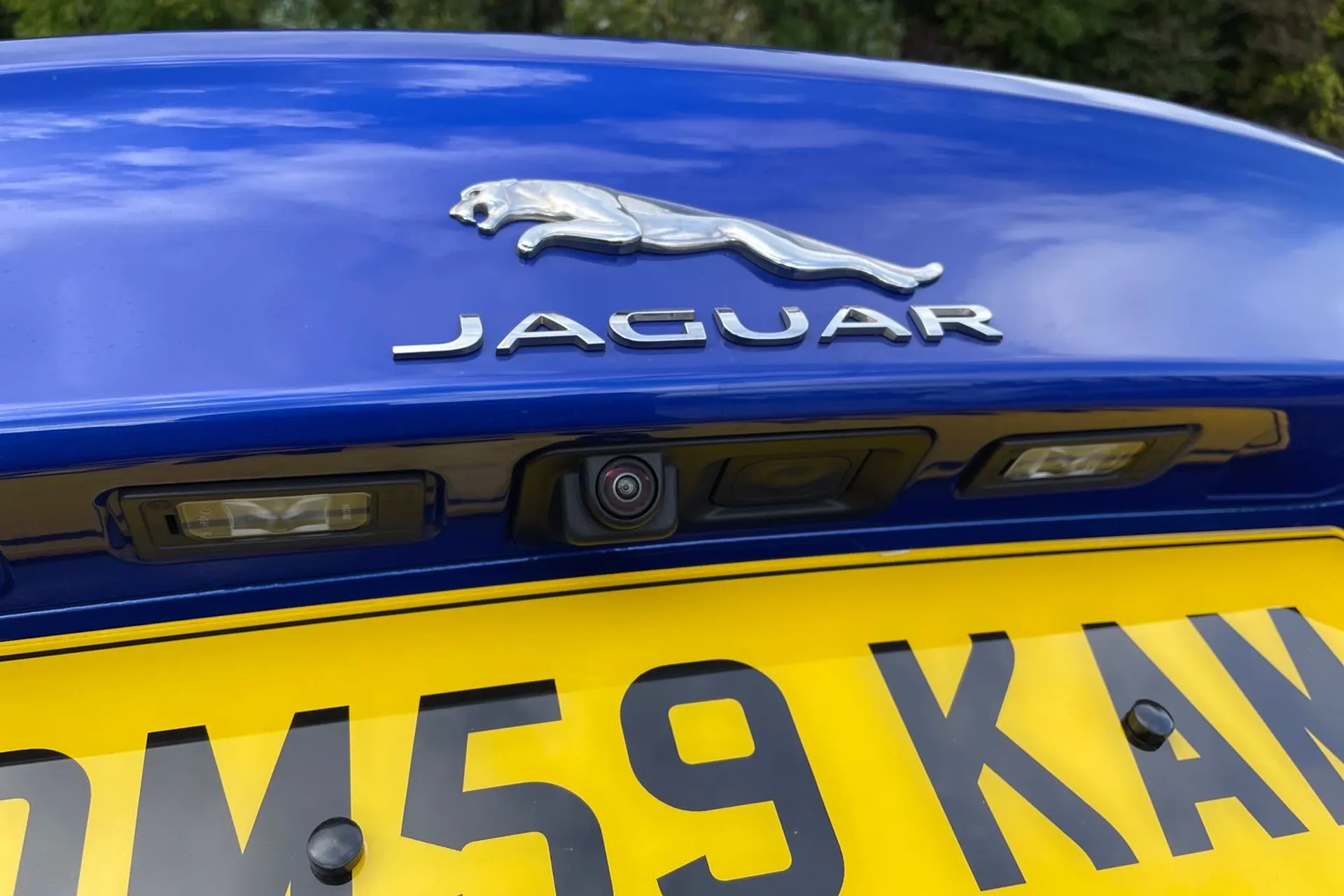 Jaguar XE thumbnail image number 20