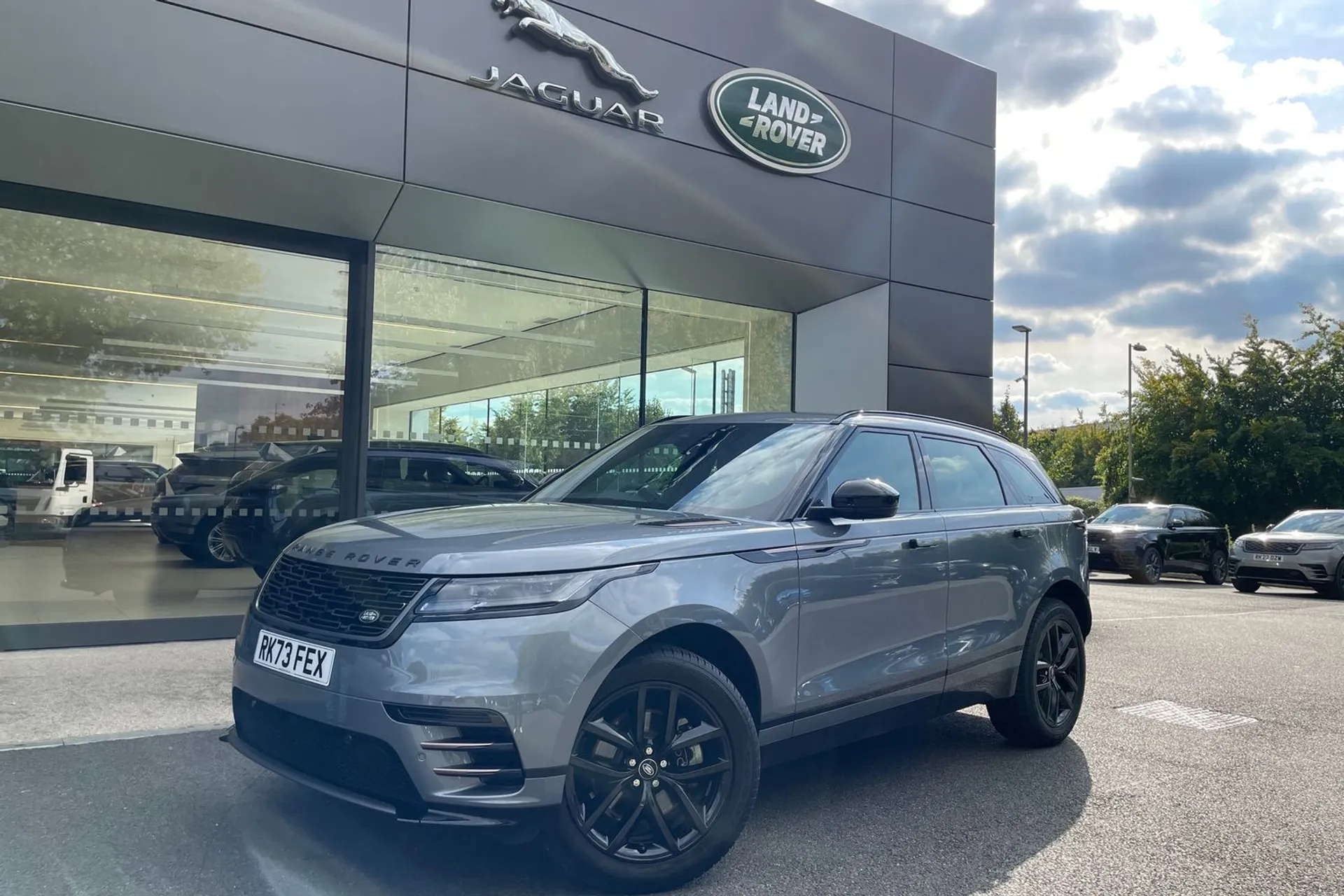 LAND ROVER RANGE ROVER VELAR thumbnail image number 29