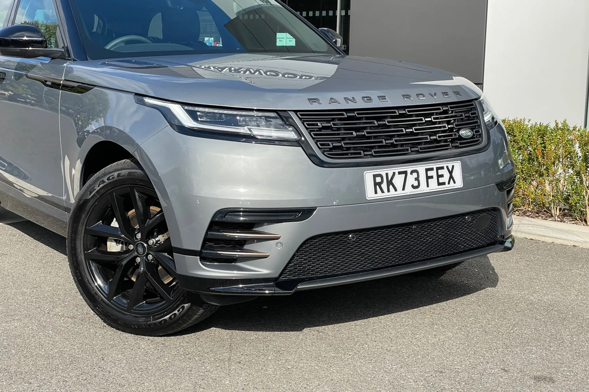 LAND ROVER RANGE ROVER VELAR thumbnail image number 31