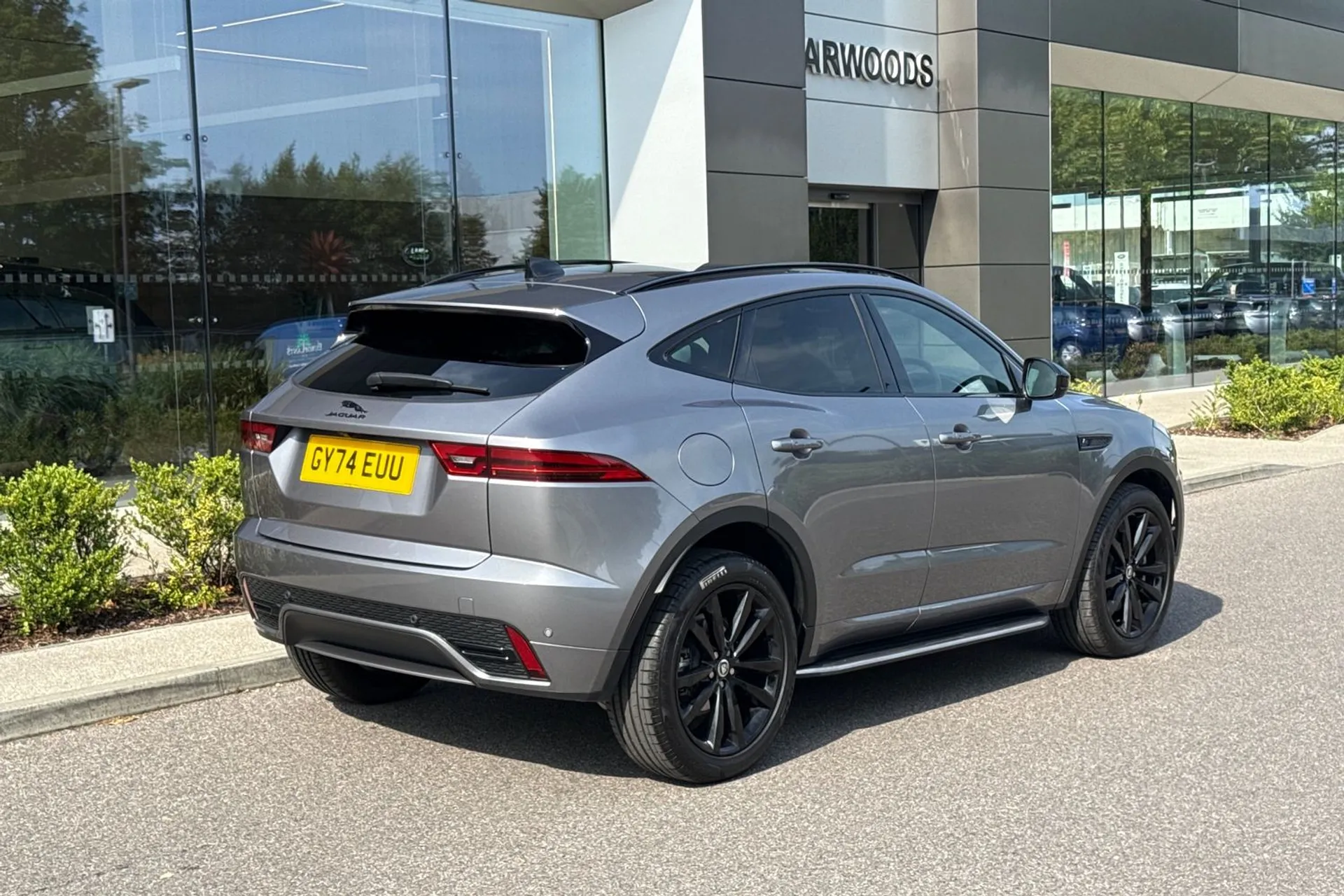 Jaguar E-PACE thumbnail image number 10