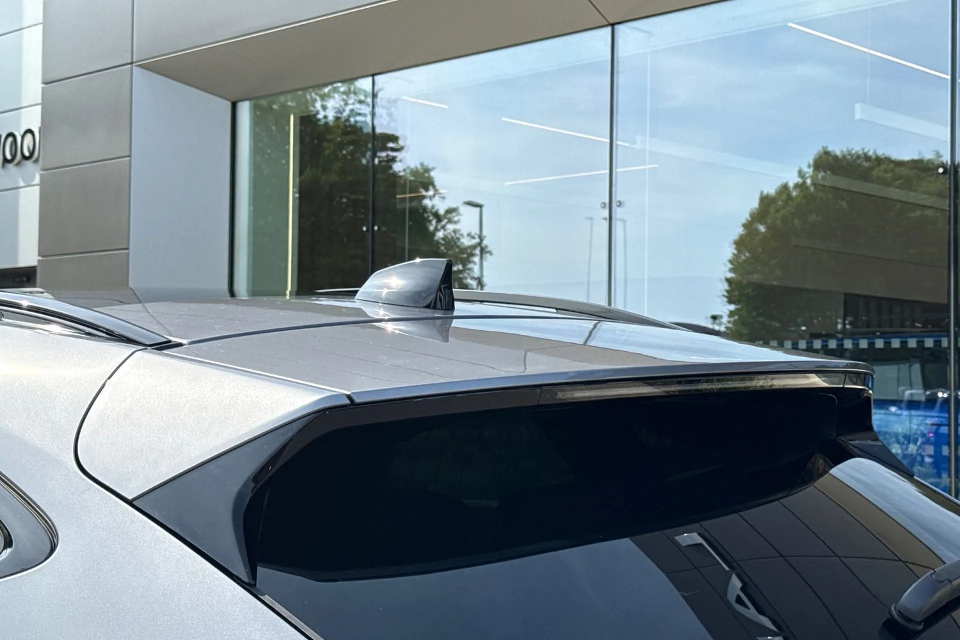 Jaguar E-PACE thumbnail image number 30