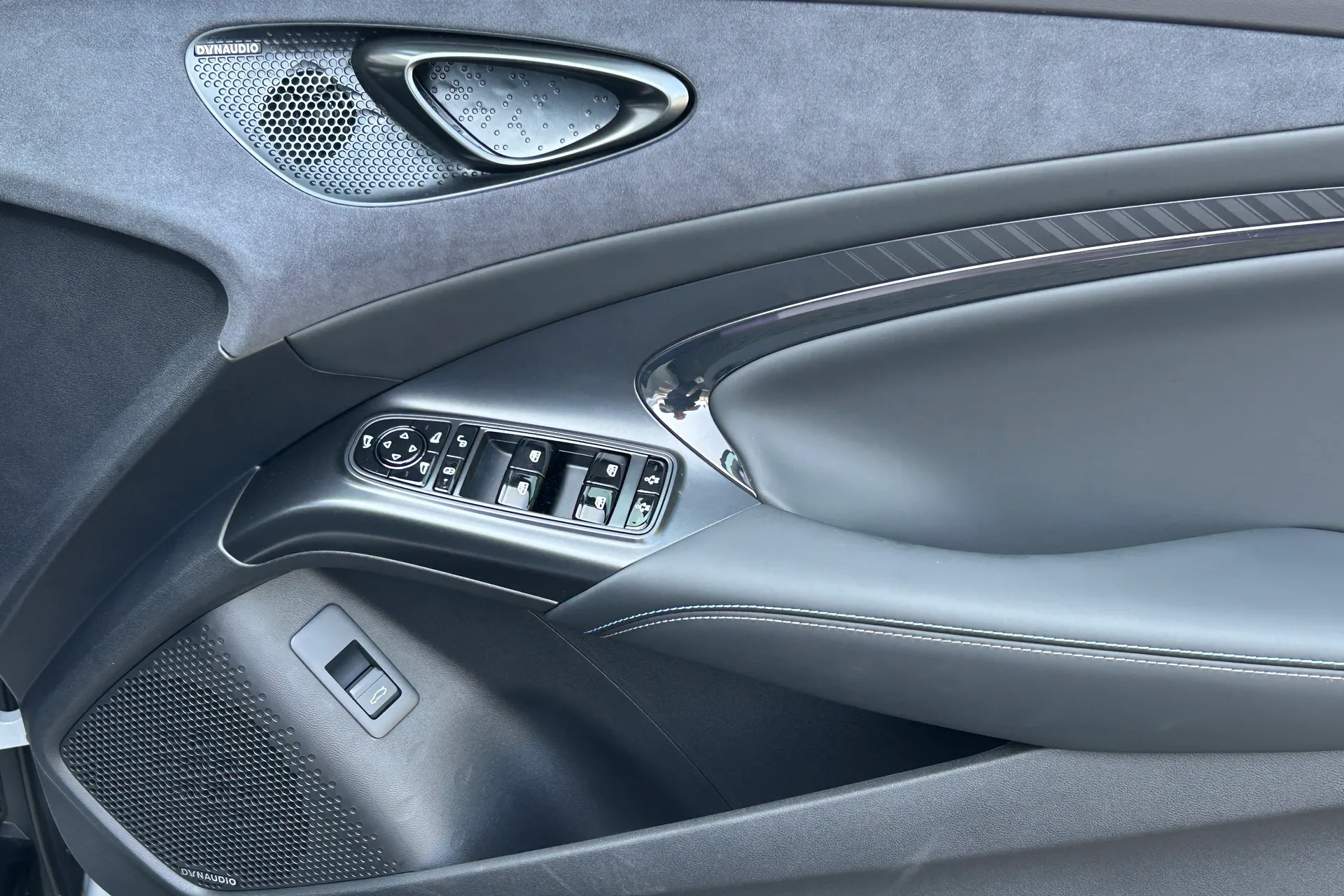 BYD SEAL thumbnail image number 56