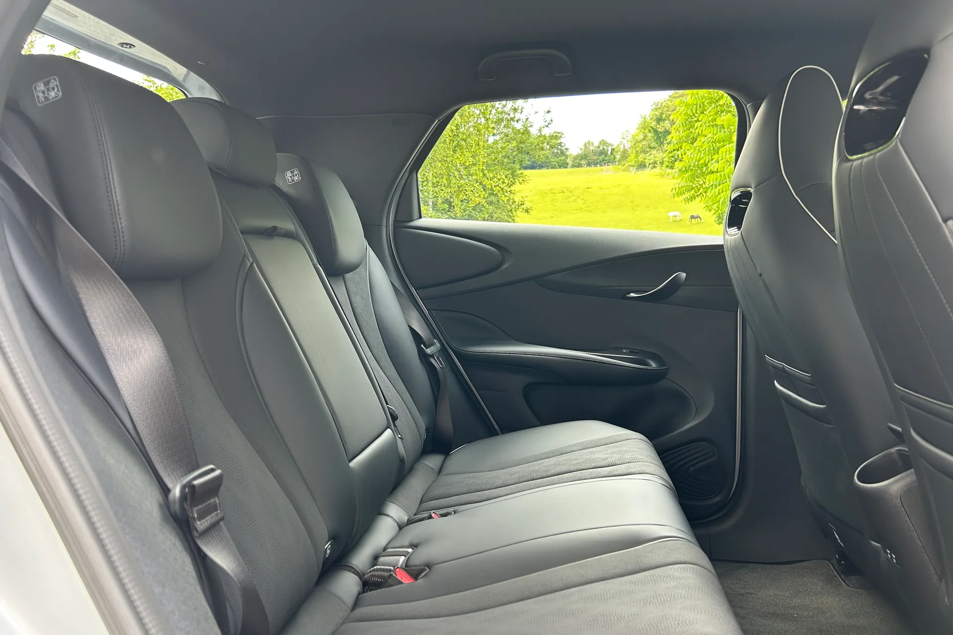 BYD DOLPHIN thumbnail image number 16