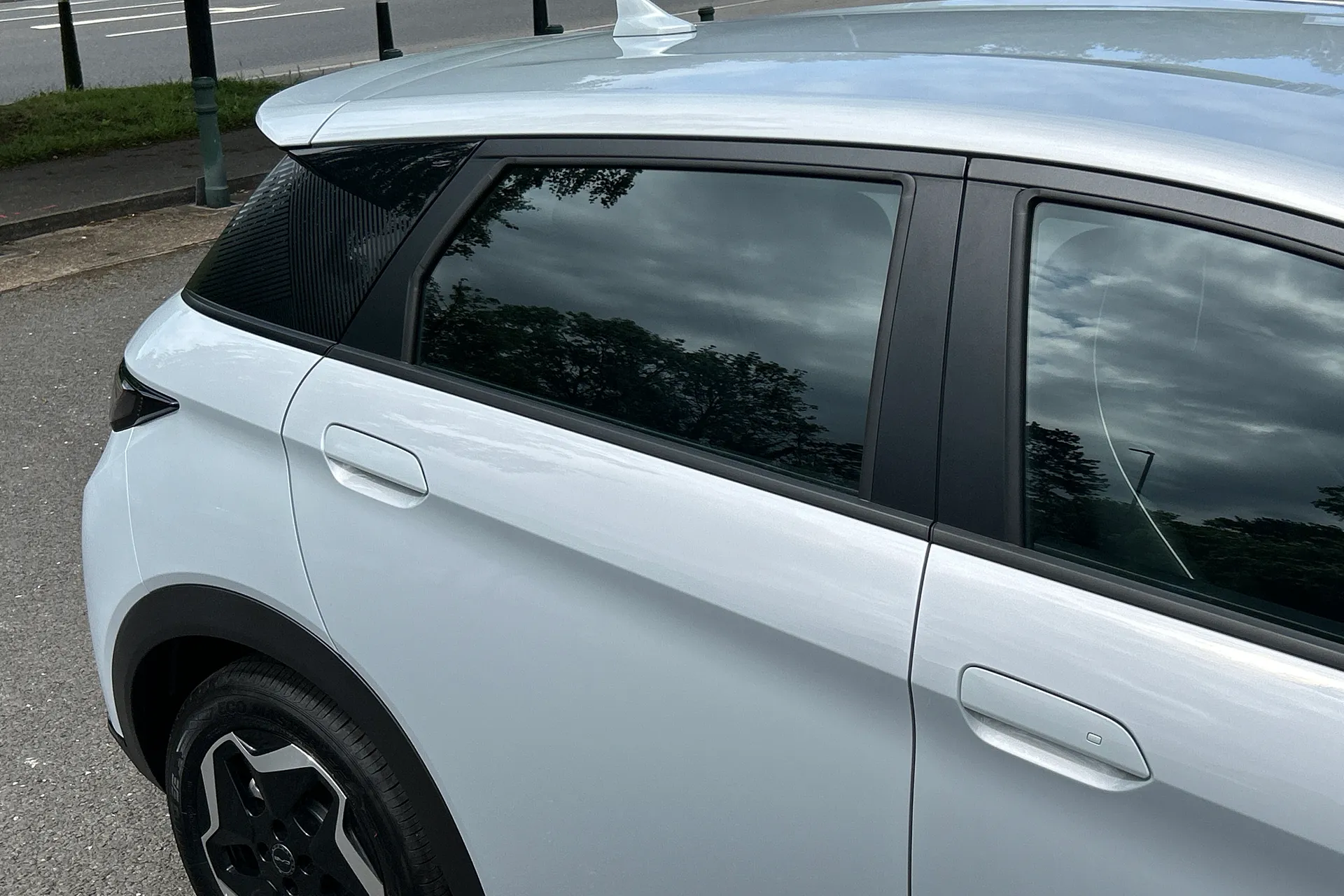 BYD DOLPHIN thumbnail image number 31