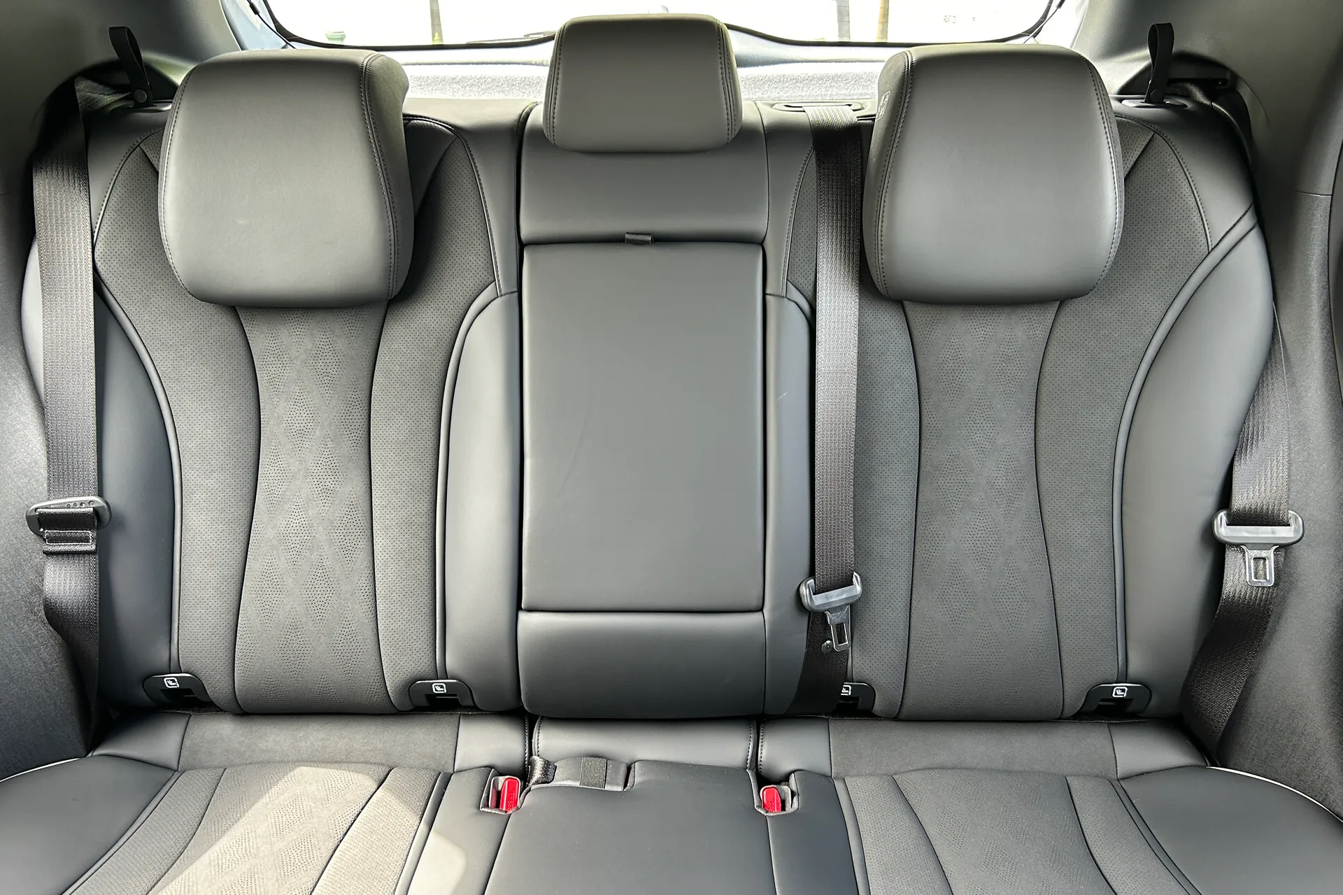 BYD DOLPHIN thumbnail image number 32