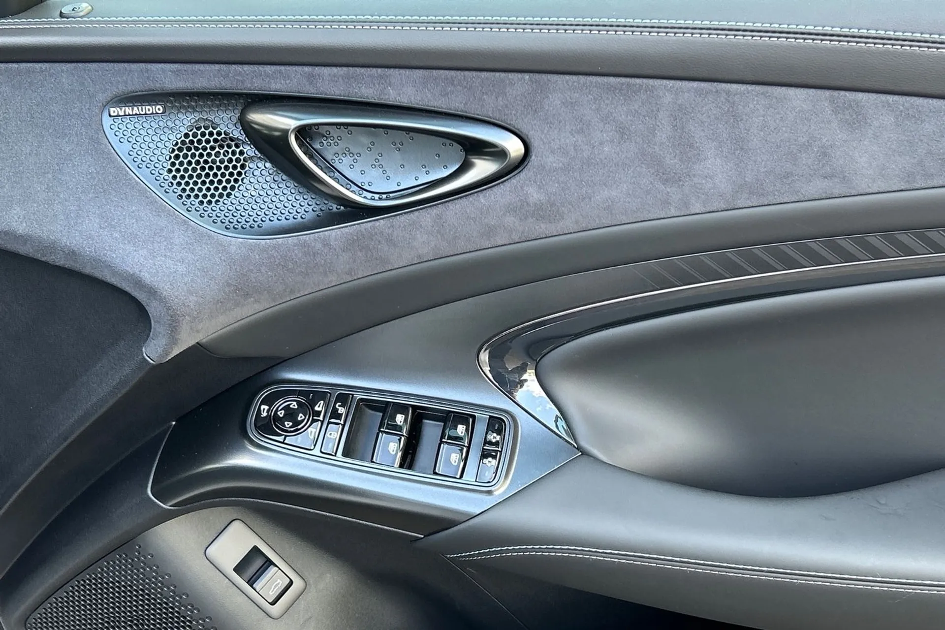 BYD SEAL thumbnail image number 44