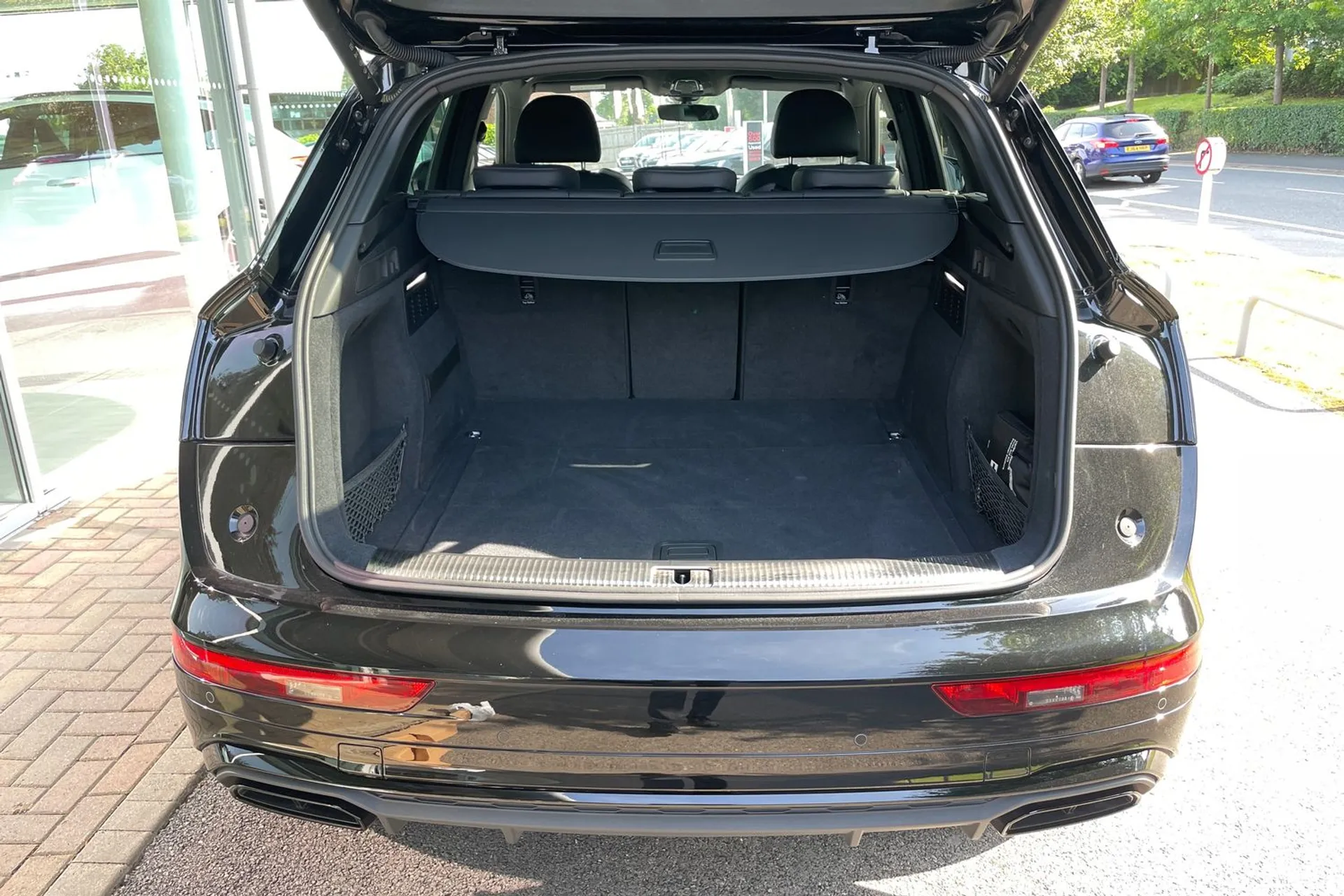 Audi Q5 thumbnail image number 18