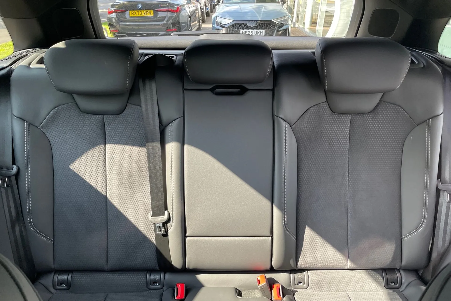 Audi Q5 thumbnail image number 30
