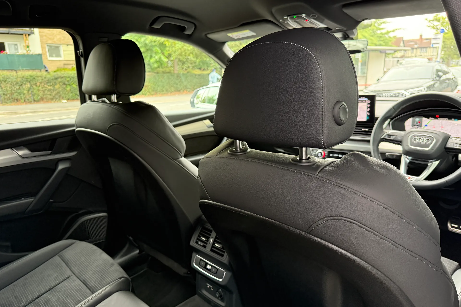 Audi Q5 thumbnail image number 36