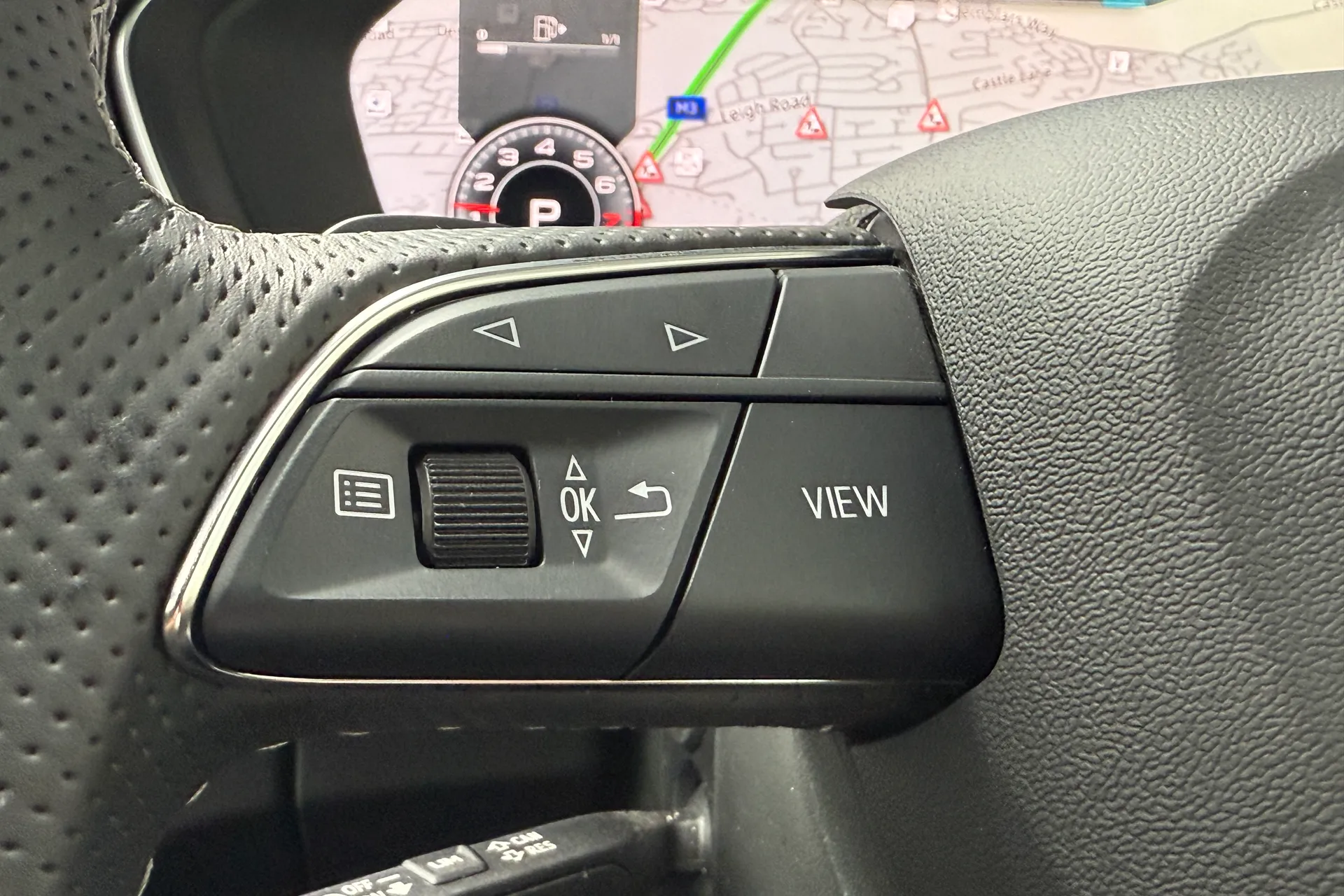 Audi Q5 thumbnail image number 9