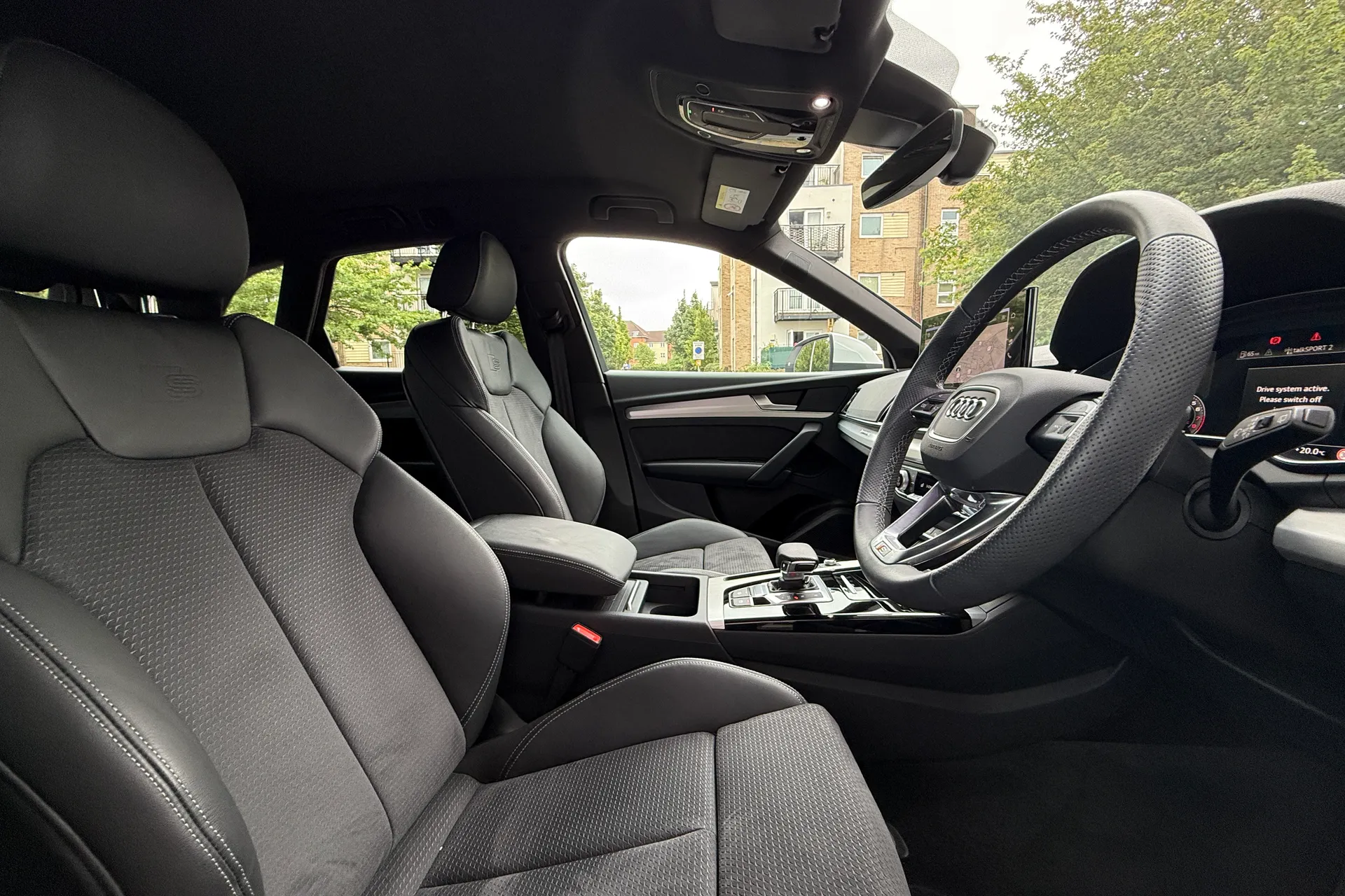 Audi Q5 thumbnail image number 27