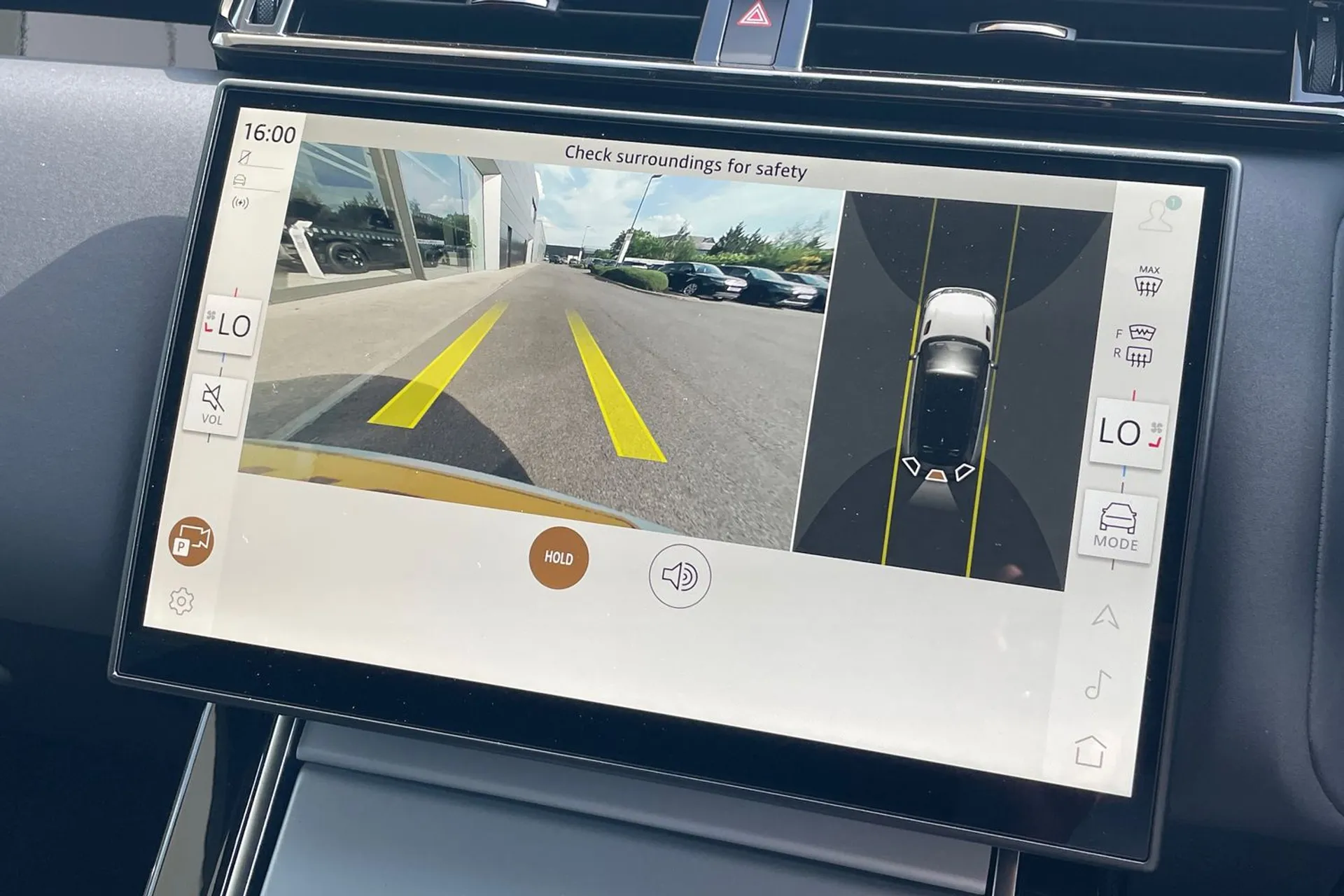 LAND ROVER RANGE ROVER VELAR thumbnail image number 5