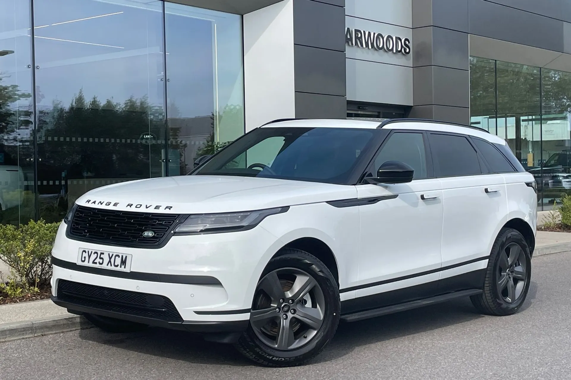 LAND ROVER RANGE ROVER VELAR thumbnail image number 13