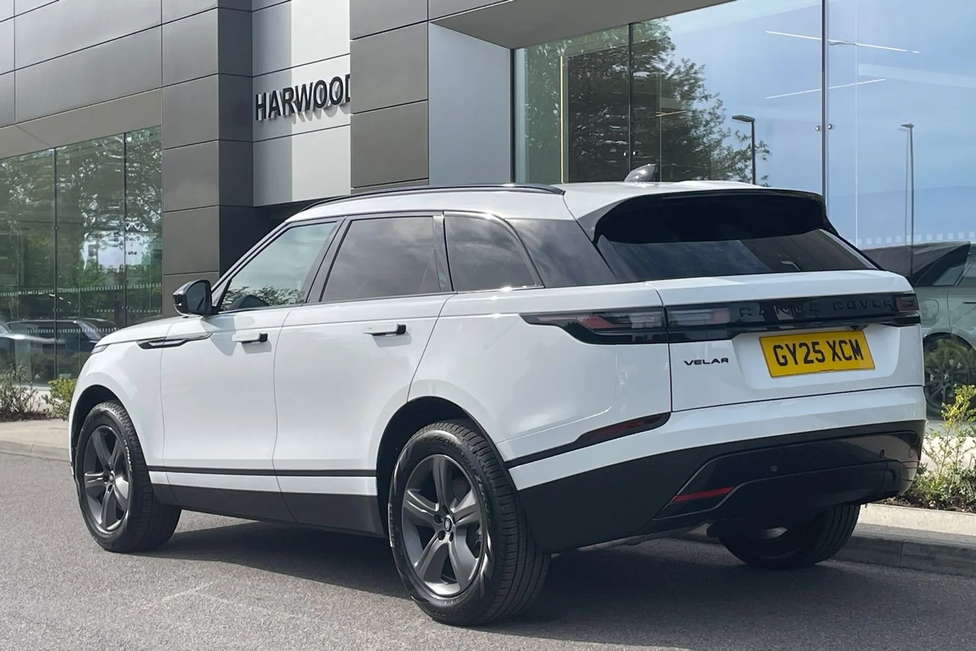 LAND ROVER RANGE ROVER VELAR thumbnail image number 11