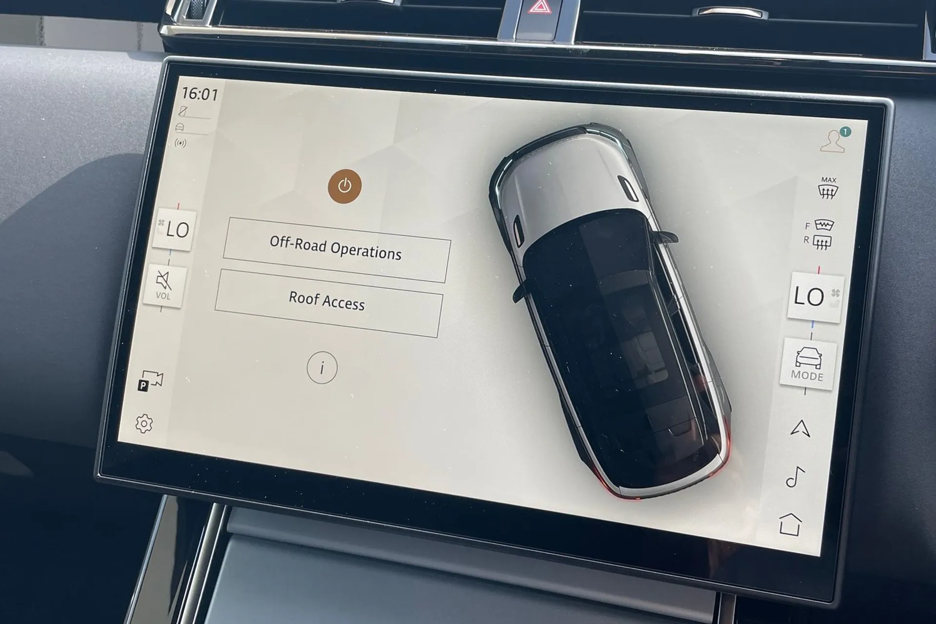 LAND ROVER RANGE ROVER VELAR thumbnail image number 47