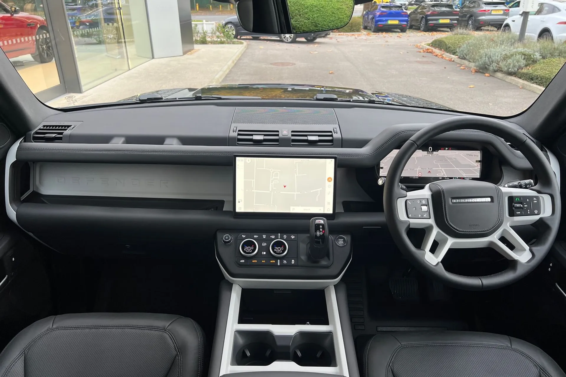 LAND ROVER Defender 90 thumbnail image number 3