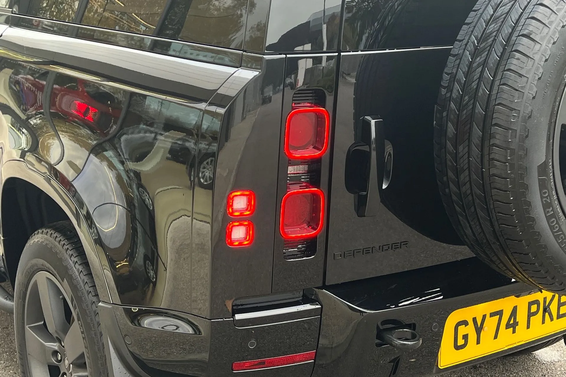 LAND ROVER Defender 90 thumbnail image number 58
