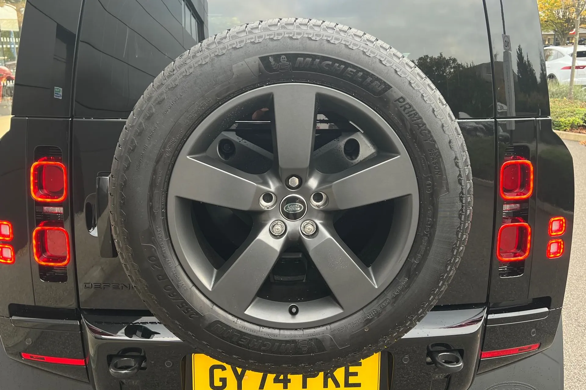 LAND ROVER Defender 90 thumbnail image number 29