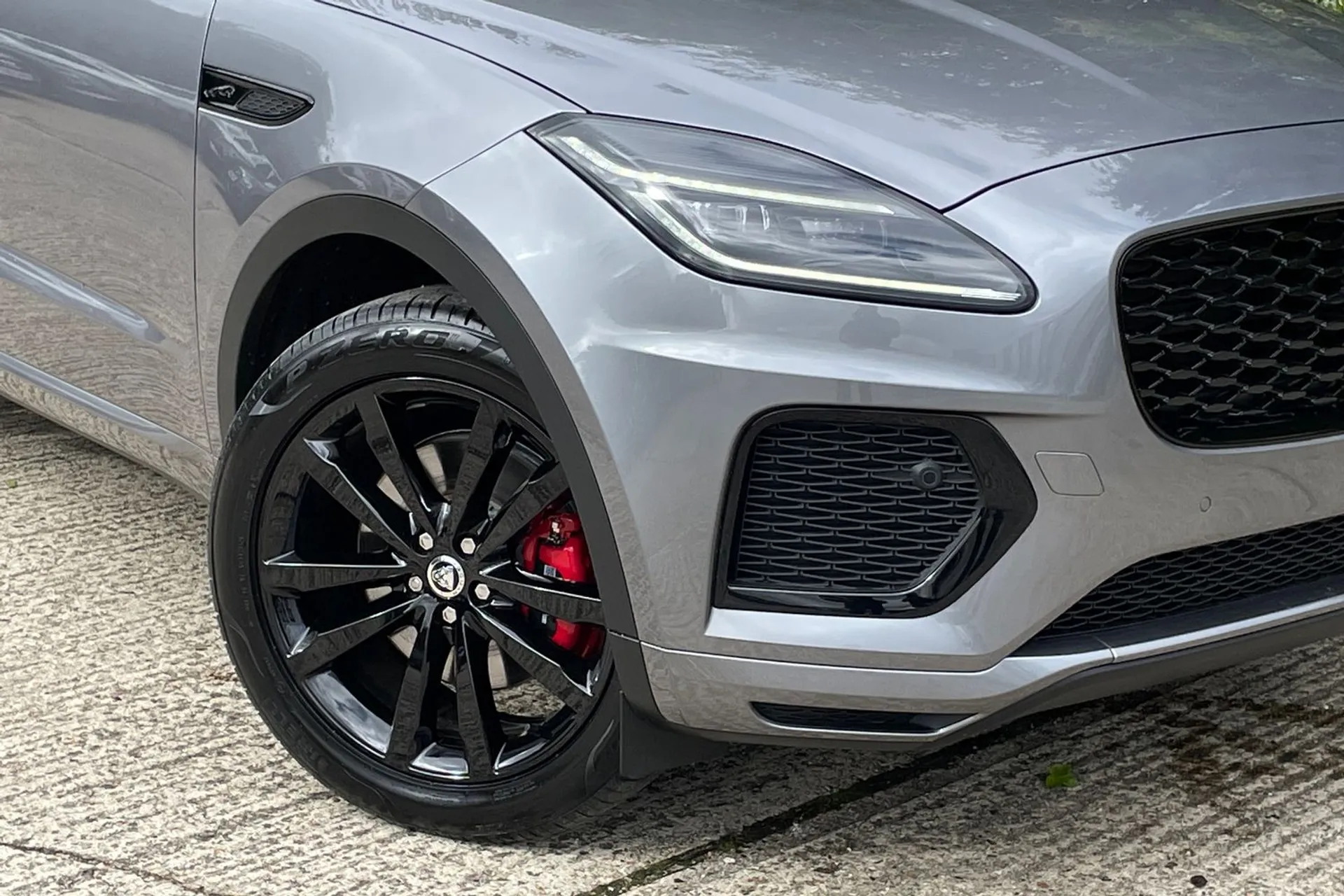 Jaguar E-PACE thumbnail image number 2