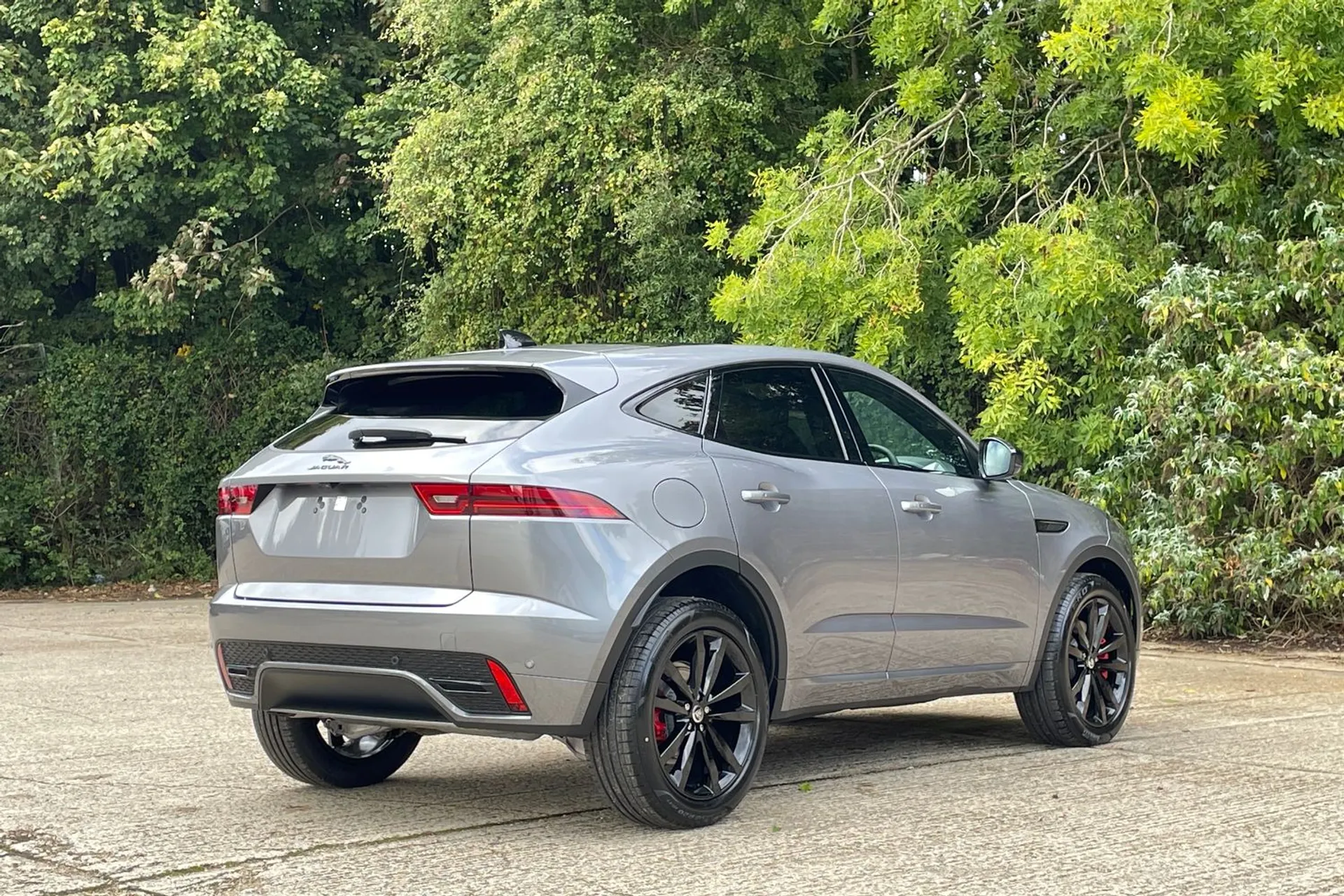 Jaguar E-PACE thumbnail image number 3